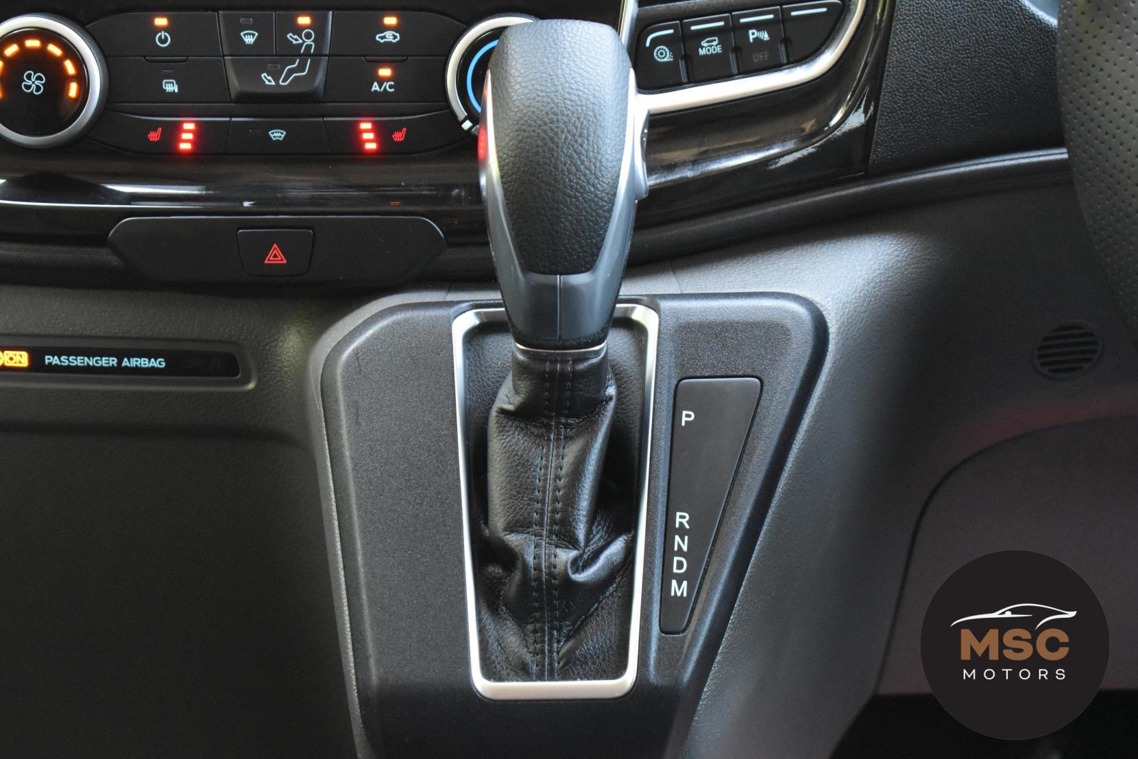 Ford Transit Custom view 44