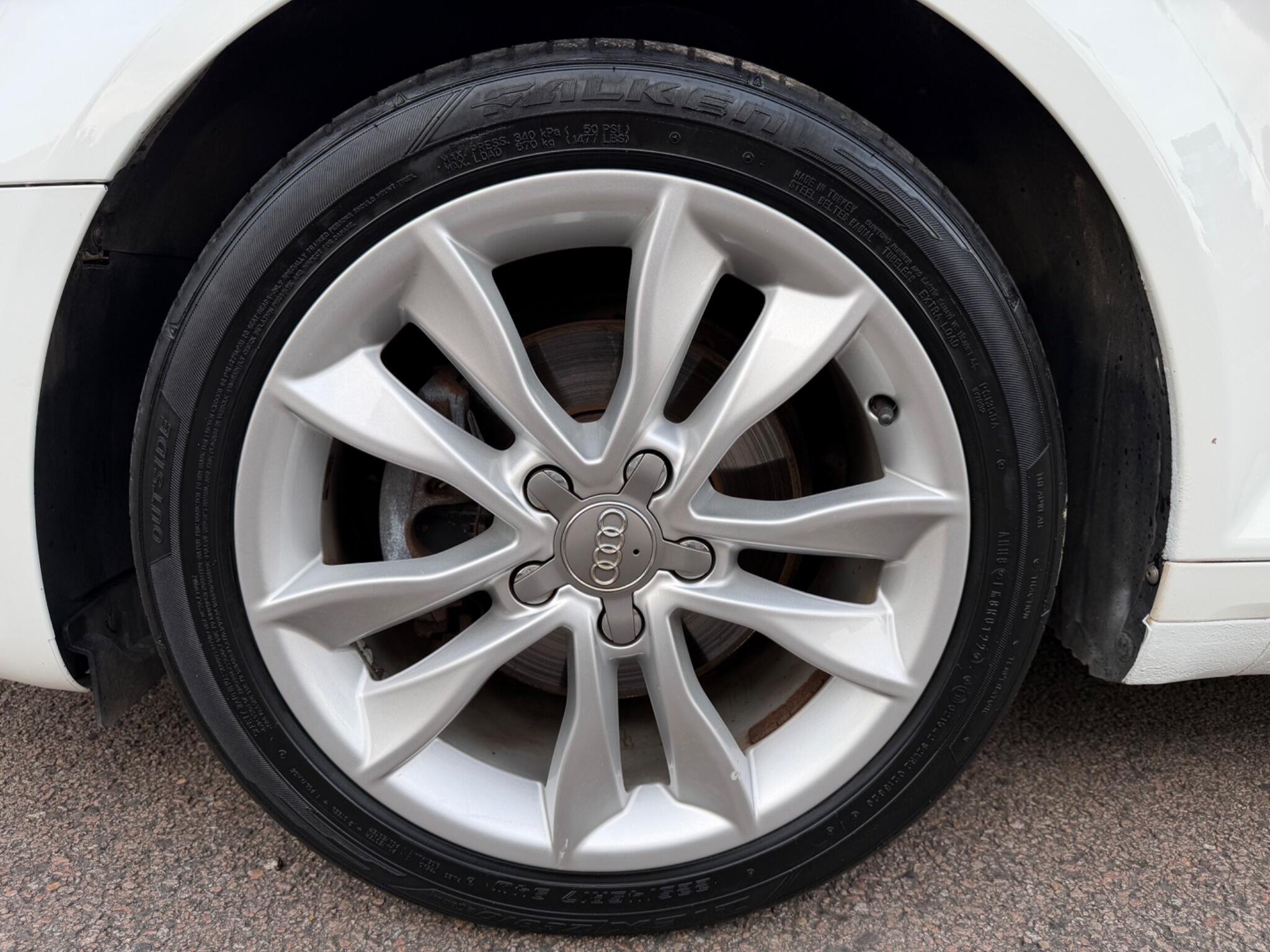 Audi A3 view 27