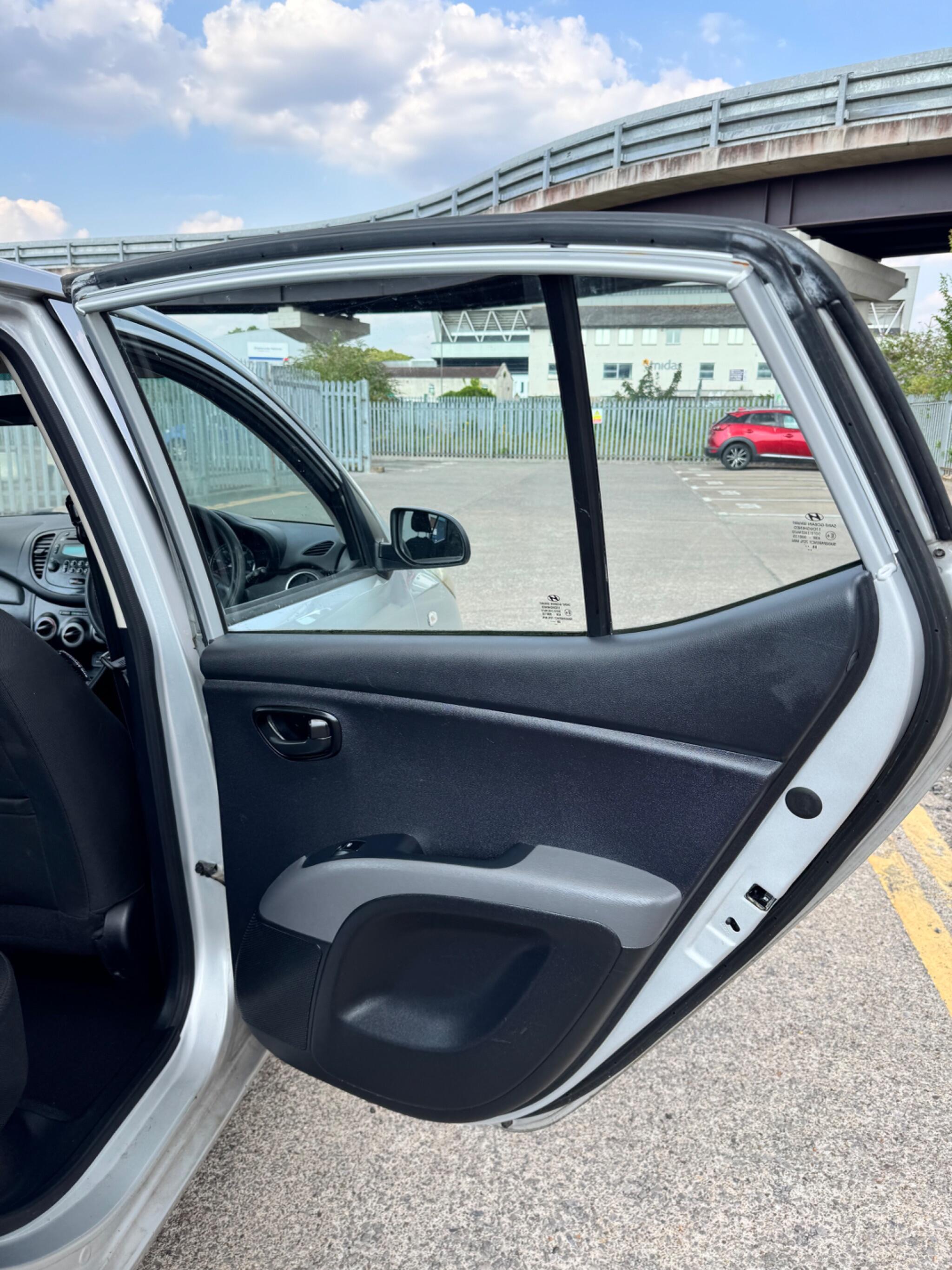 Hyundai I10 view 34