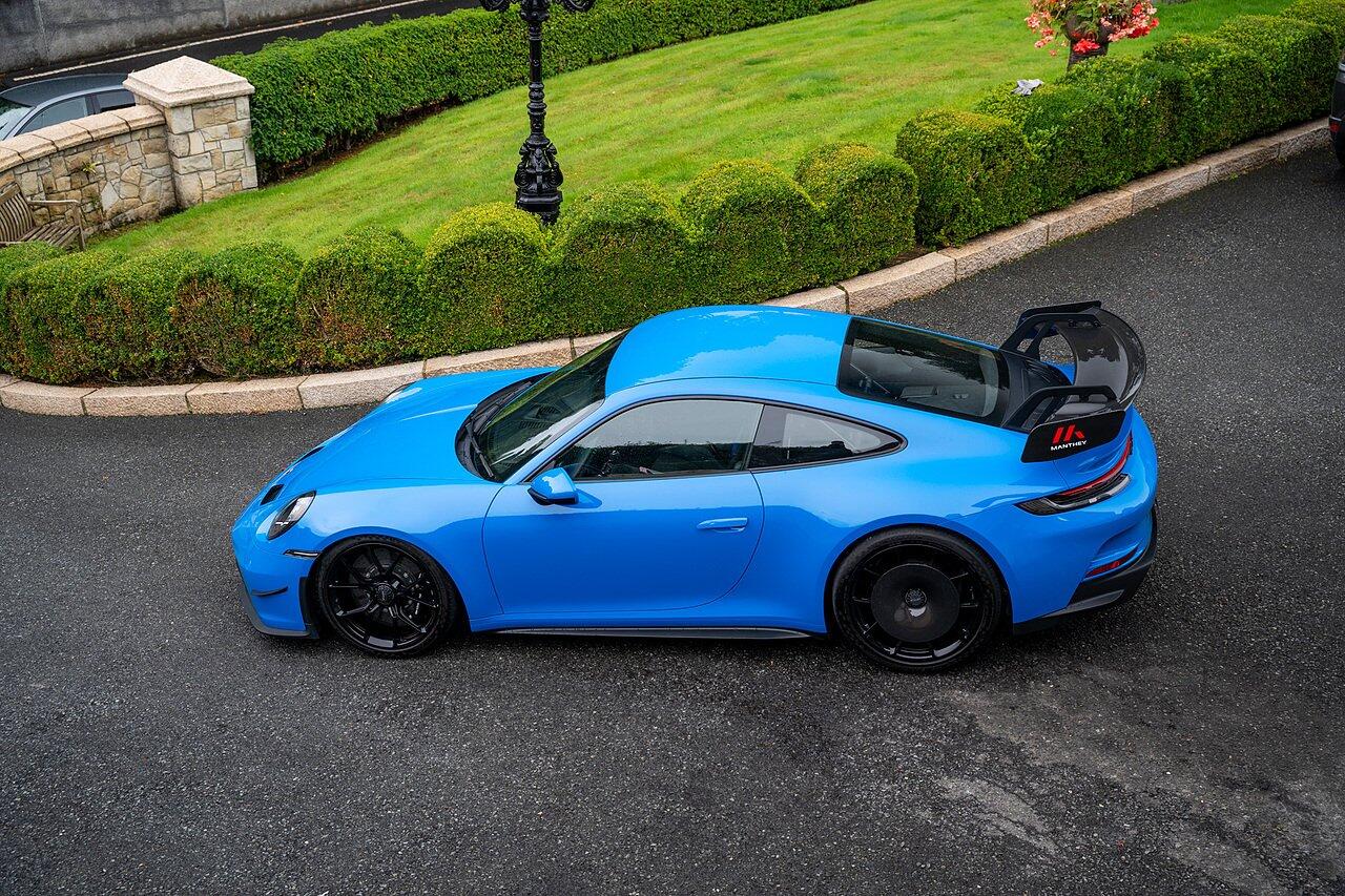 Porsche 911 view 96
