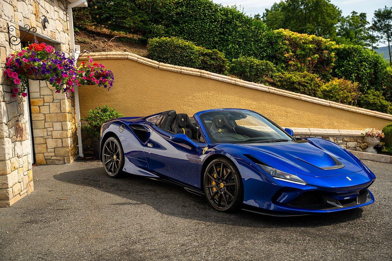 Ferrari F8 Tributo view 111