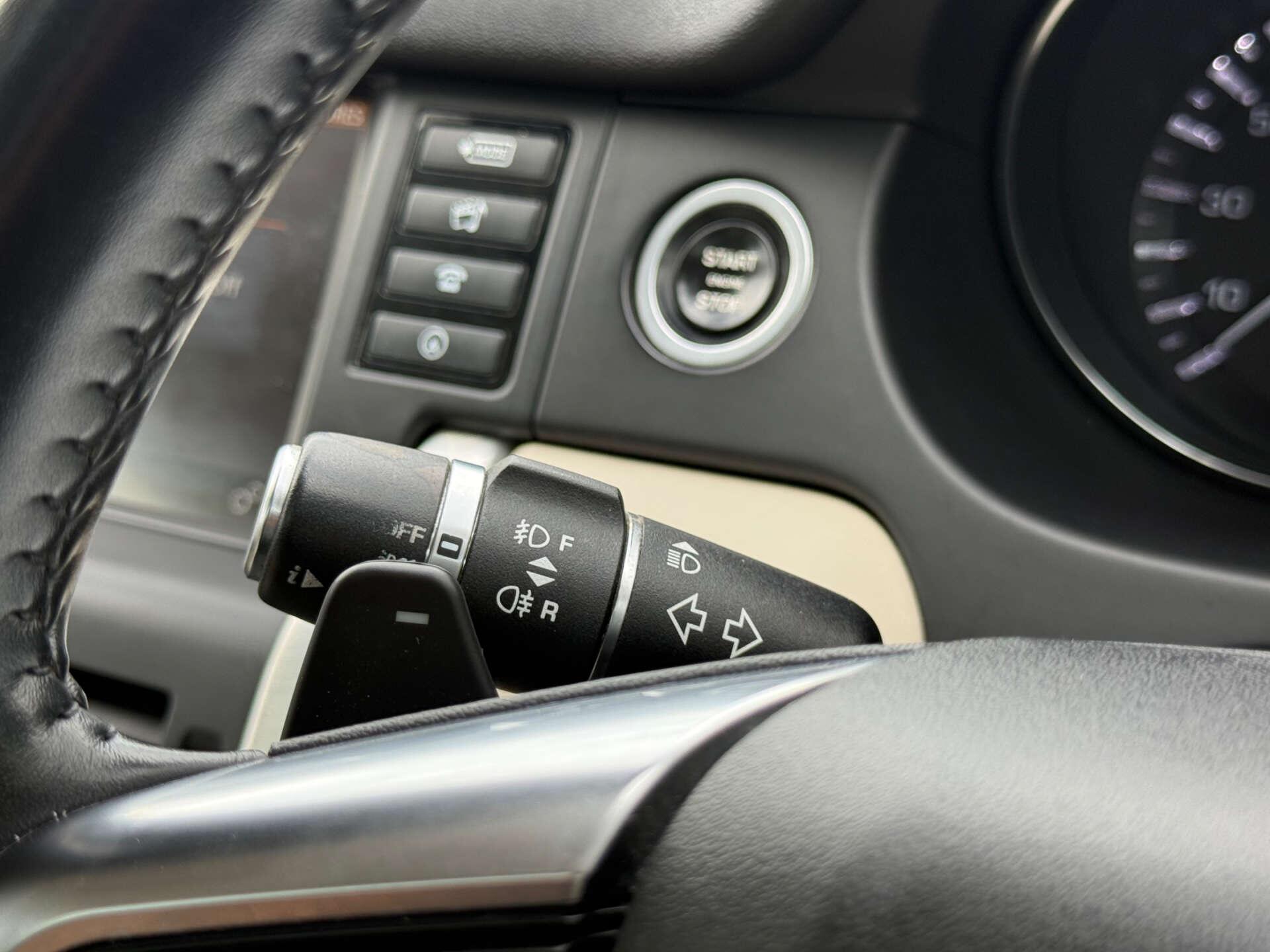 Land Rover Discovery Sport view 62