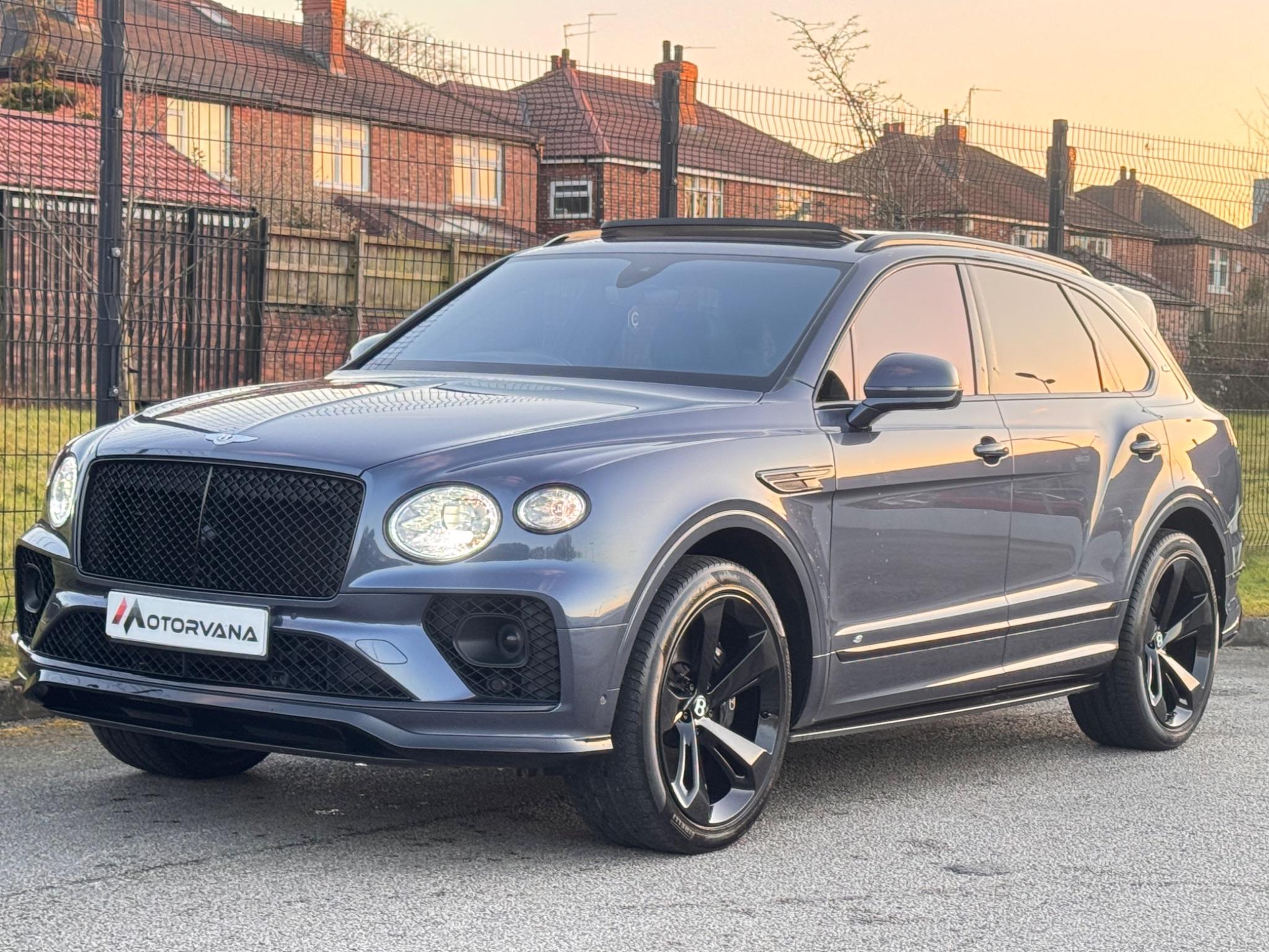 Bentley Bentayga view 10