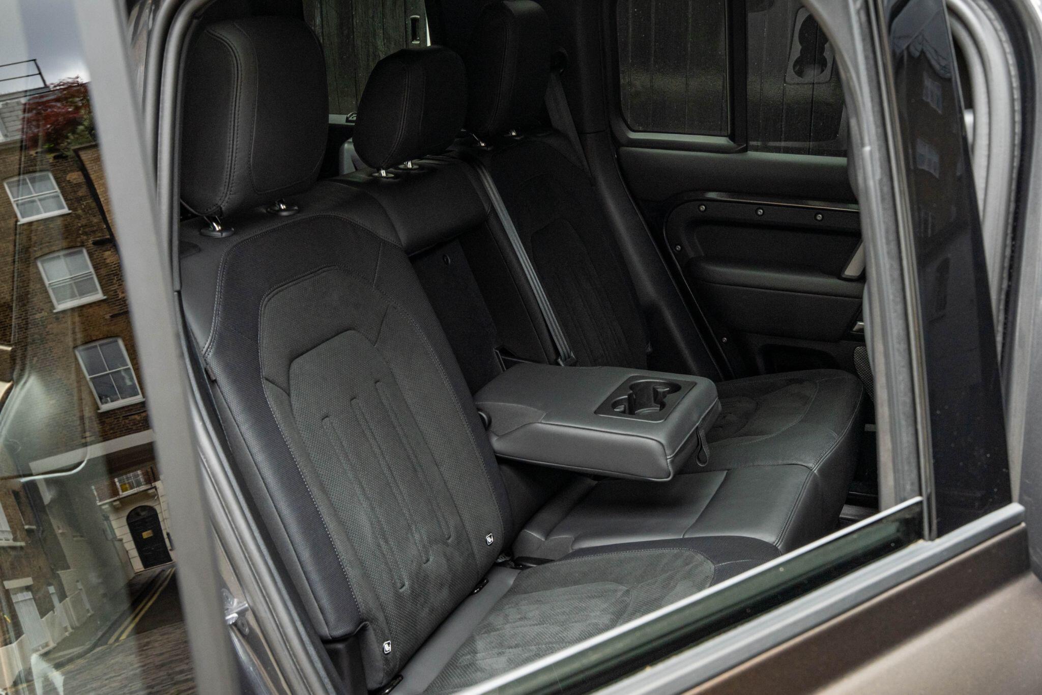 Land Rover Defender view 57