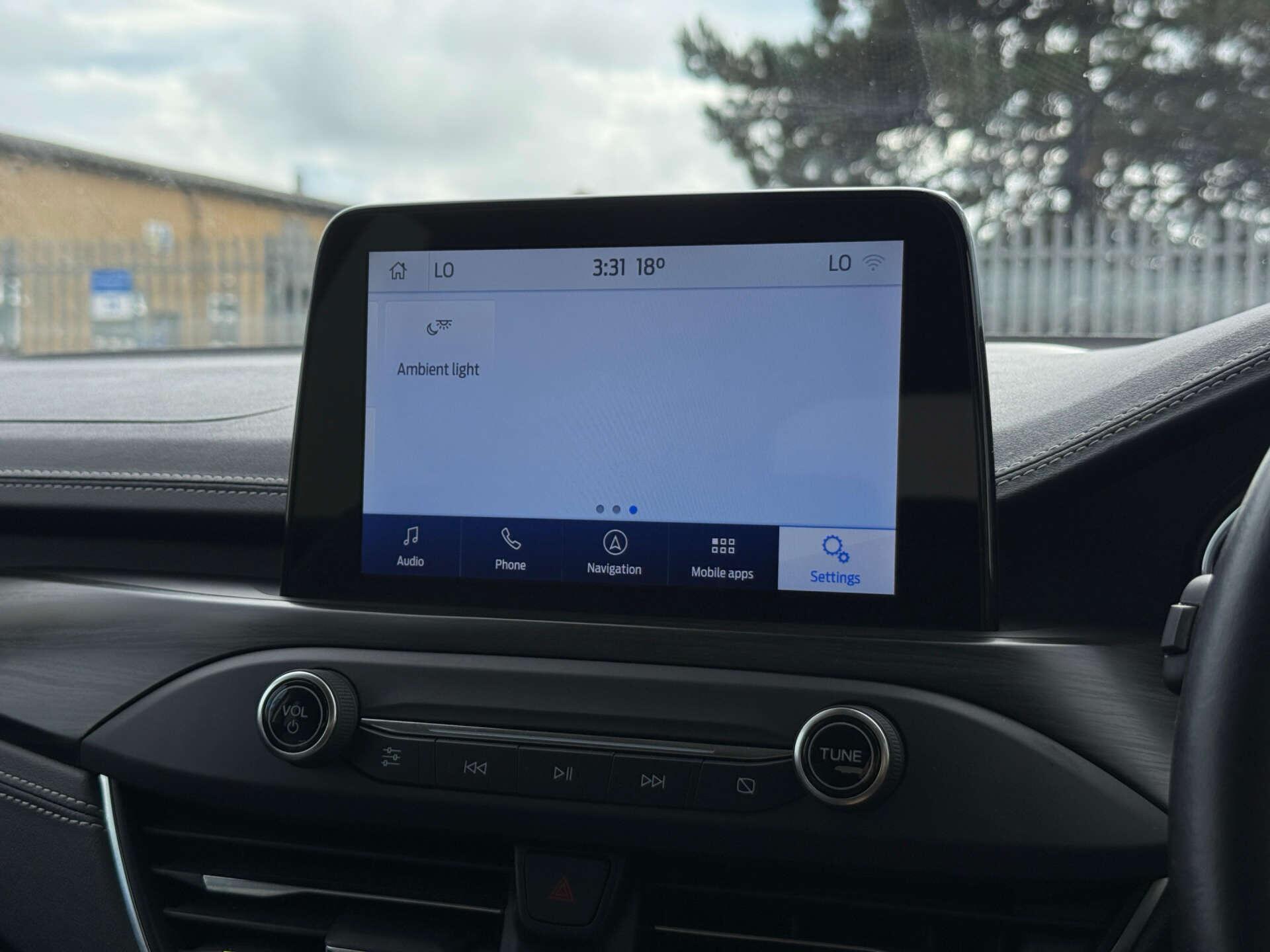 Ford Focus view 76