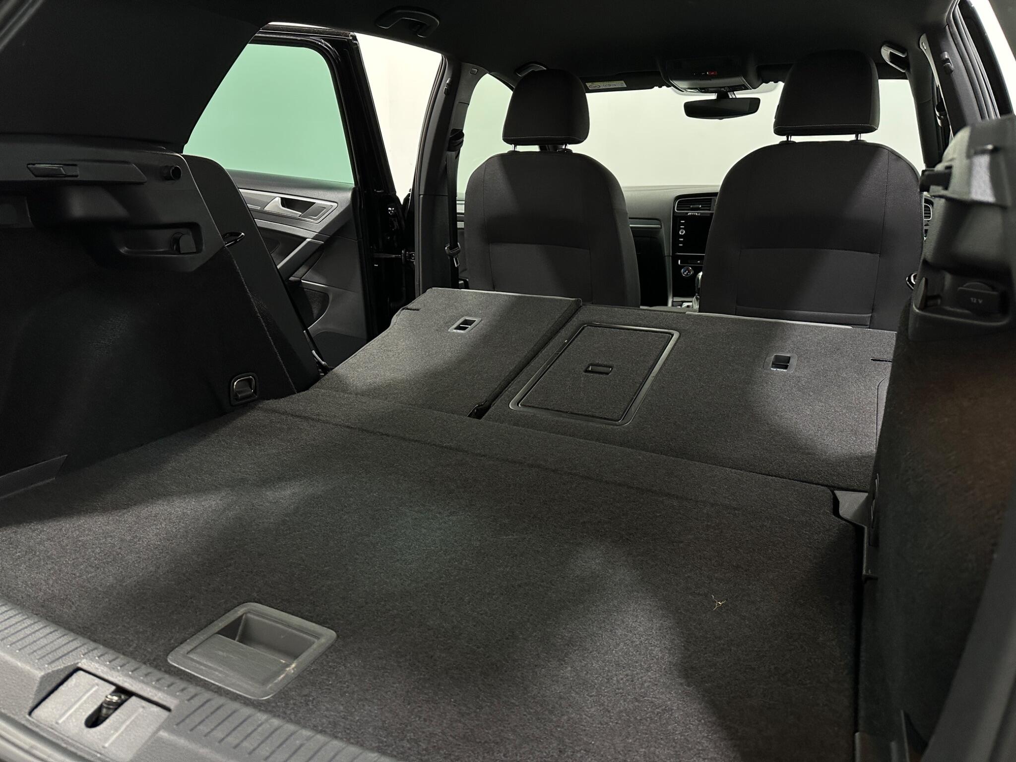 Volkswagen Golf view 45
