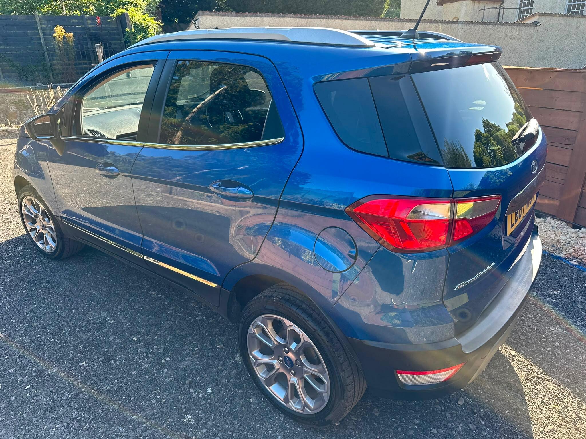 Ford Ecosport view 7