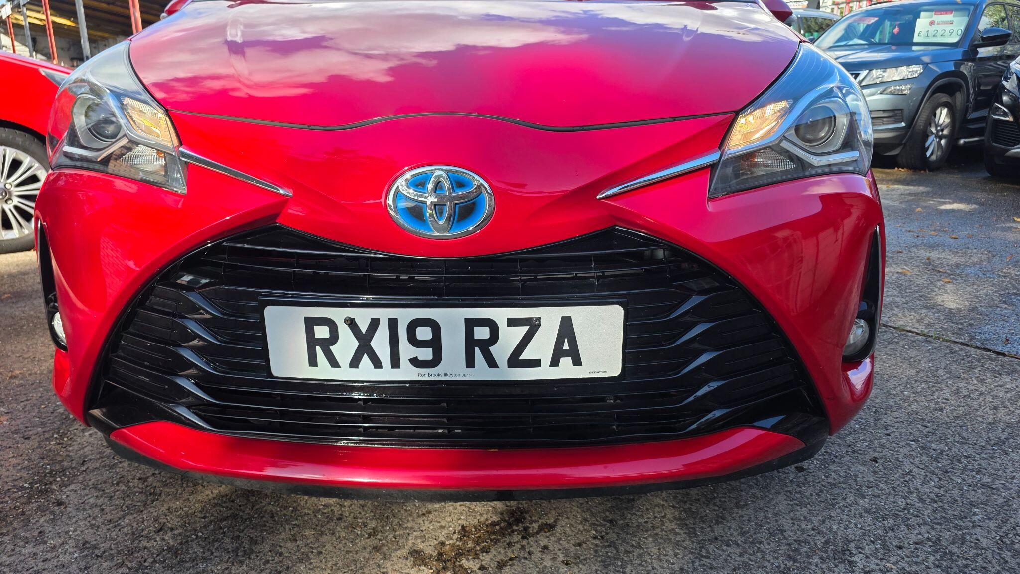 Toyota Yaris view 10