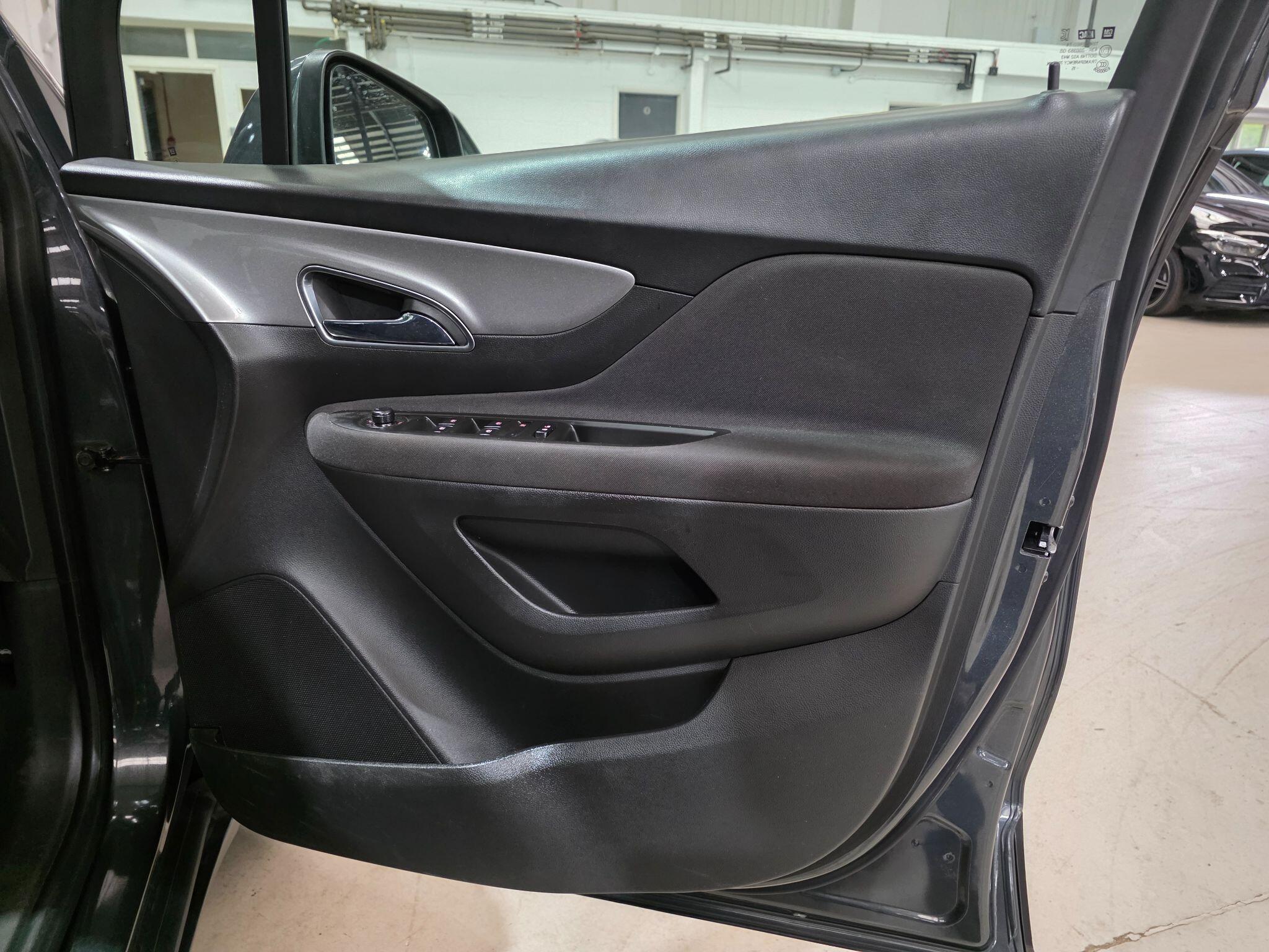 Vauxhall Mokka view 11