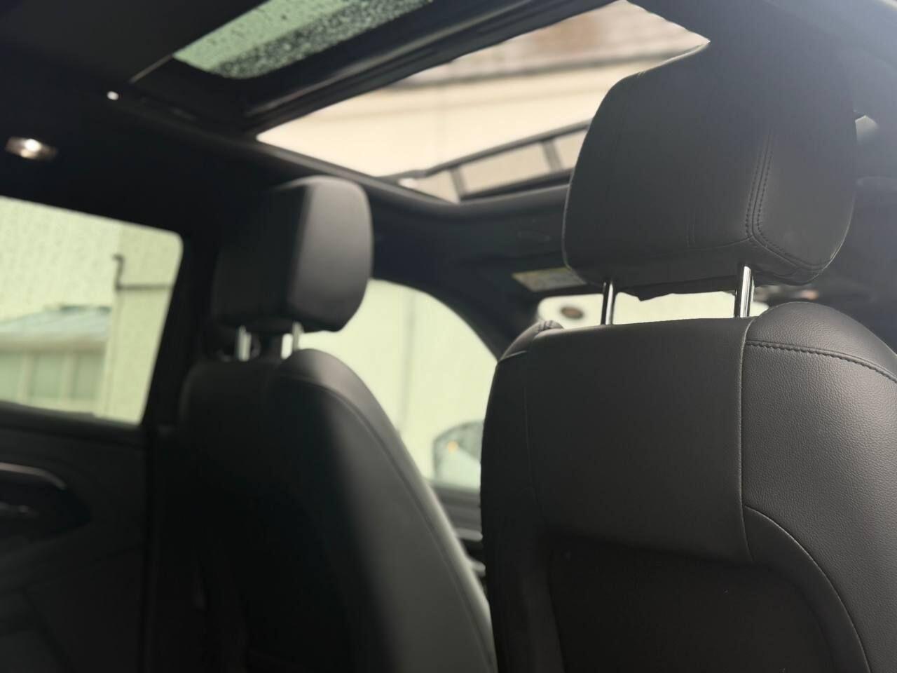 Land Rover Range Rover Evoque view 16