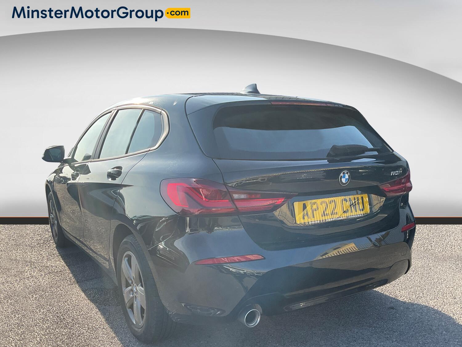 BMW 1 Series view 4