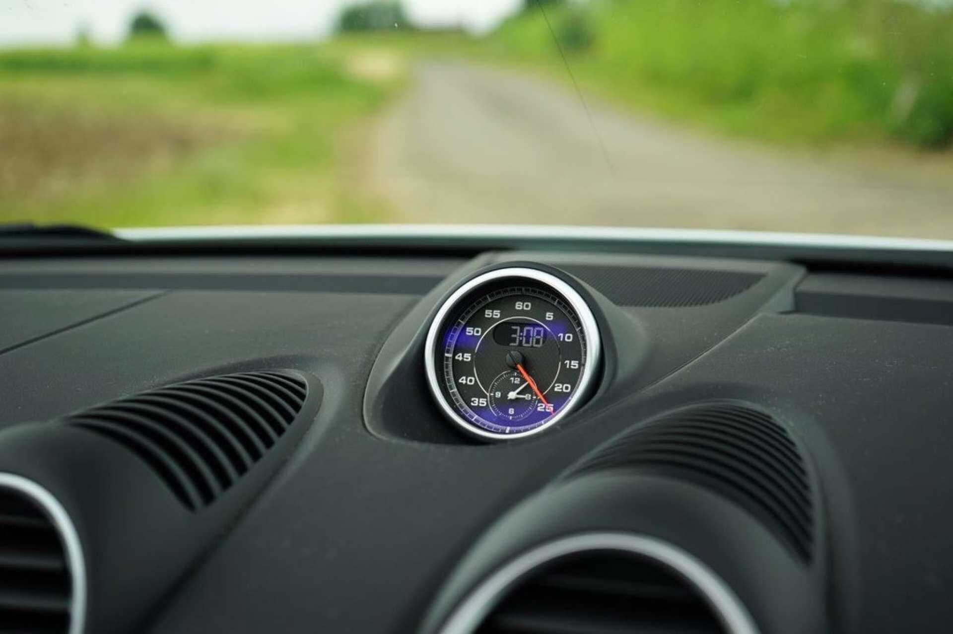 Porsche Boxster view 11