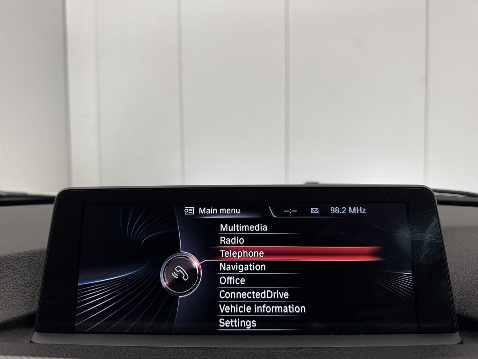 BMW 3 Series view 66