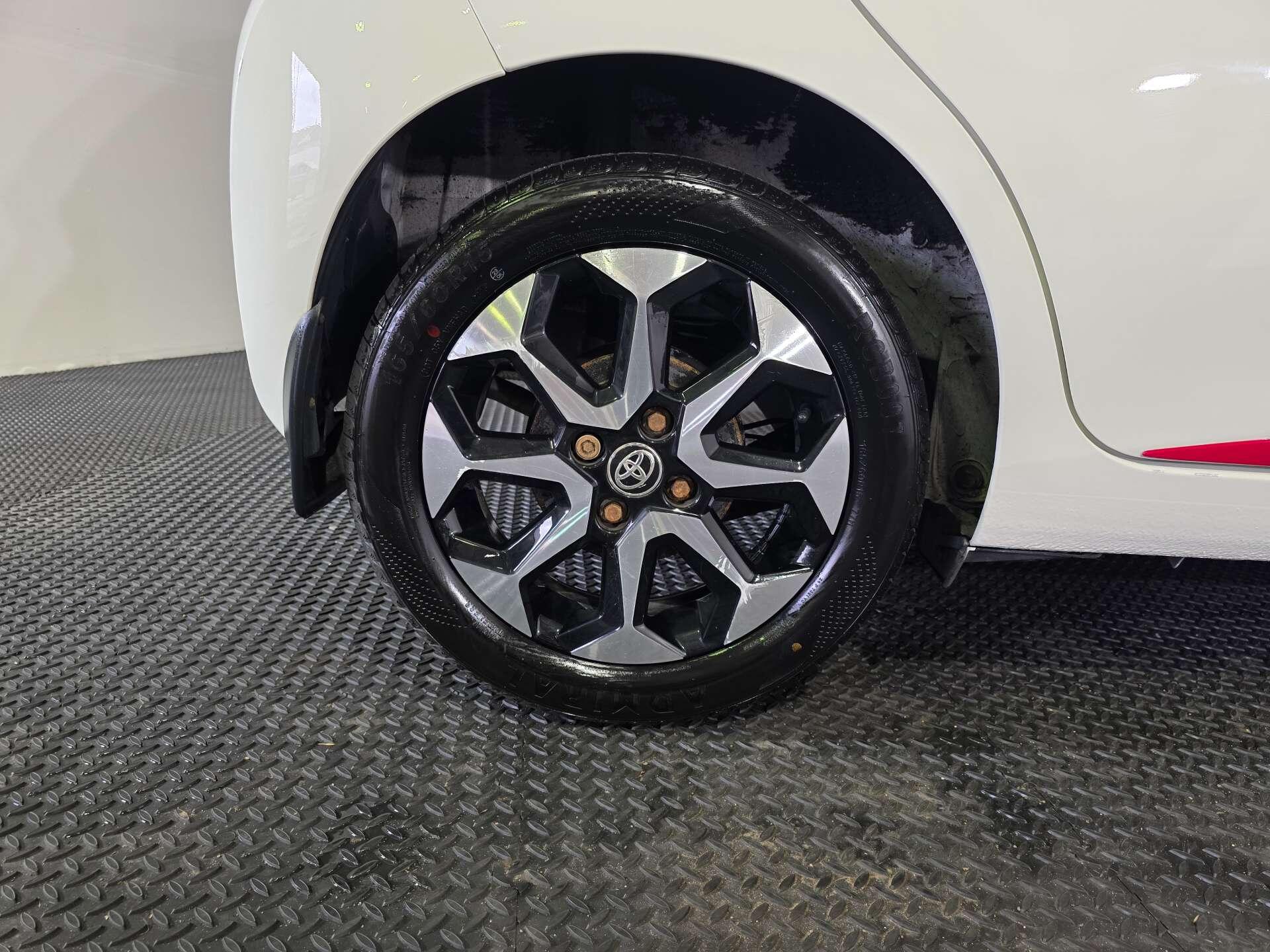 Toyota Aygo view 48