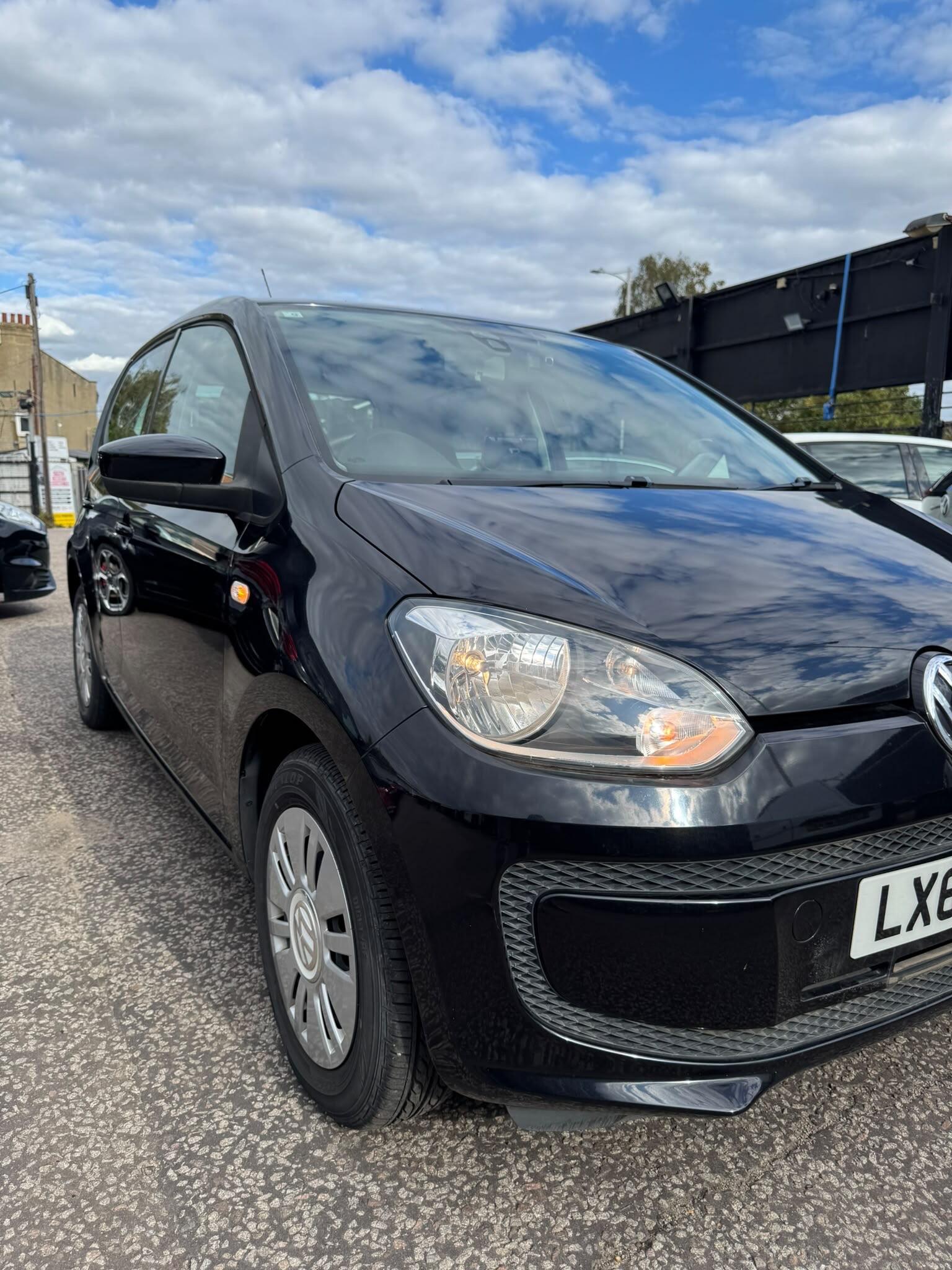 Volkswagen Up! view 14