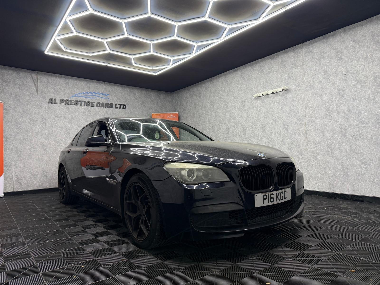 BMW 7 Series view 5