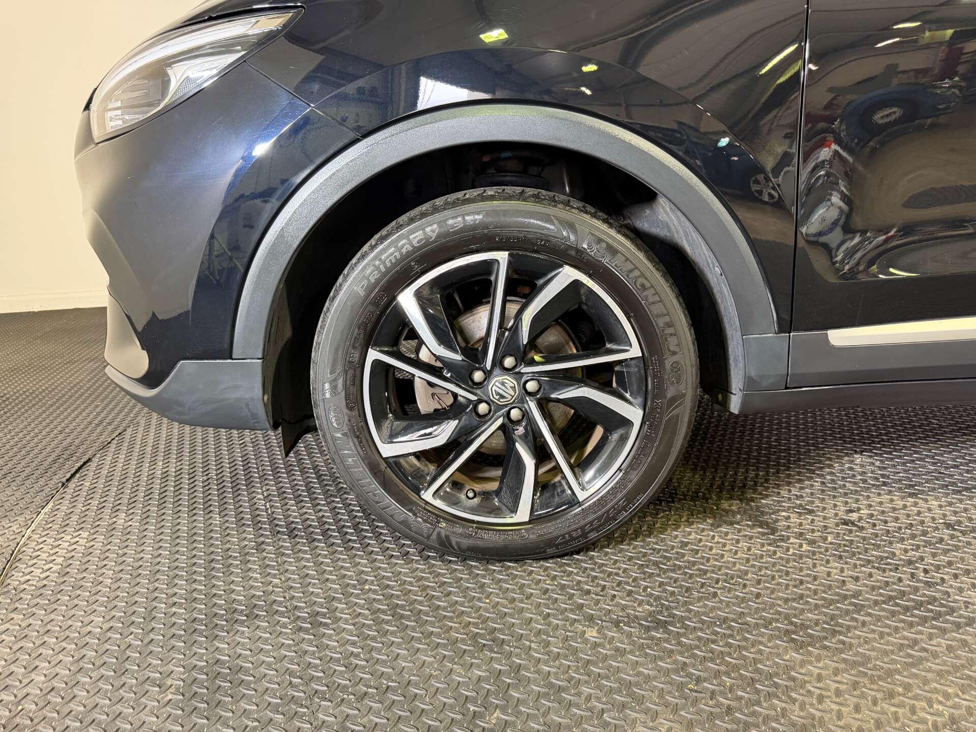 MG ZS view 68