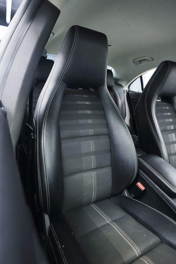 Mercedes-Benz Cla view 10