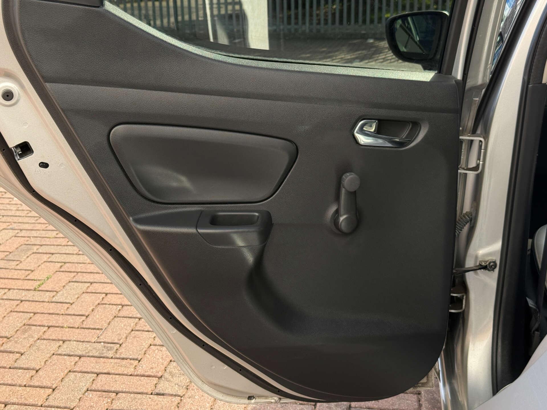 Nissan Micra view 30