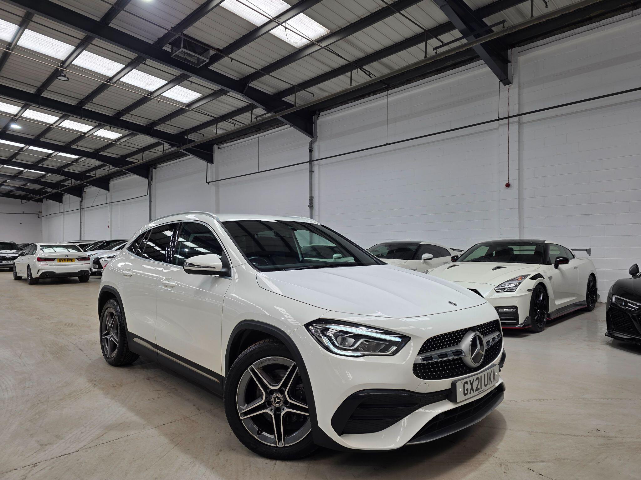 Mercedes-Benz Gla view 3