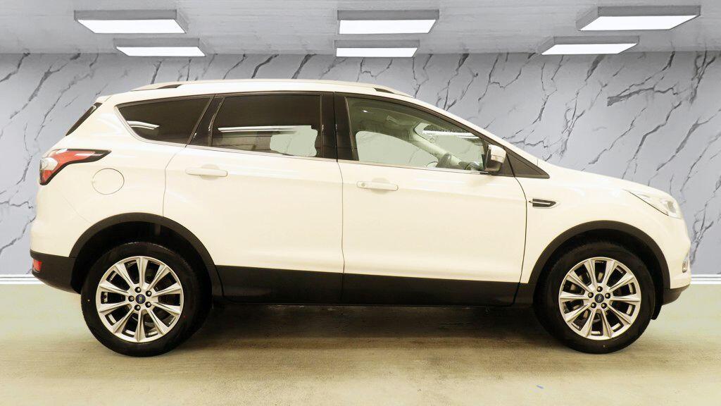 Ford Kuga view 8