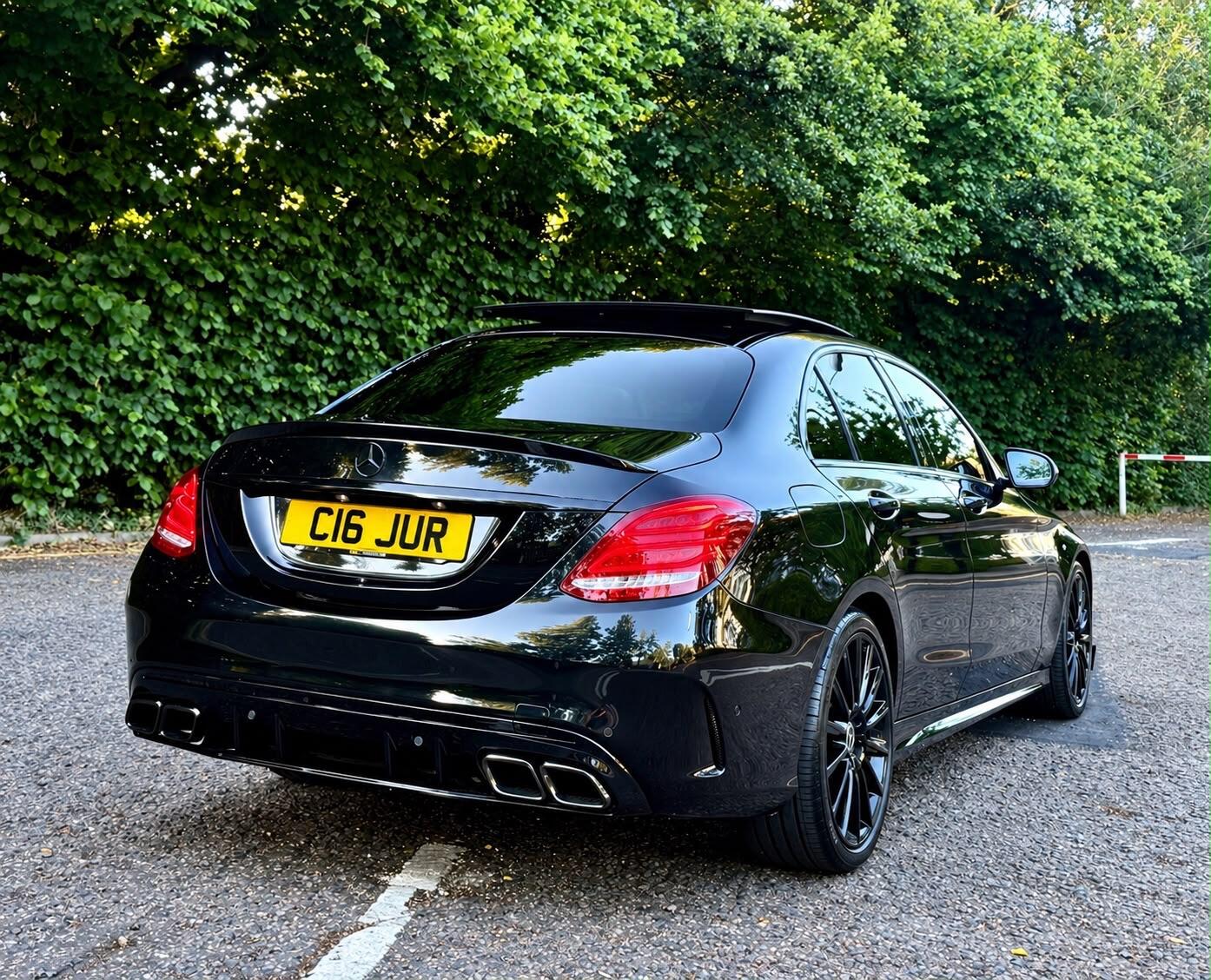 Mercedes-Benz C-Class view 3