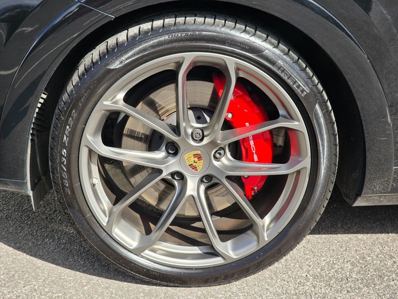 Porsche Cayenne view 27