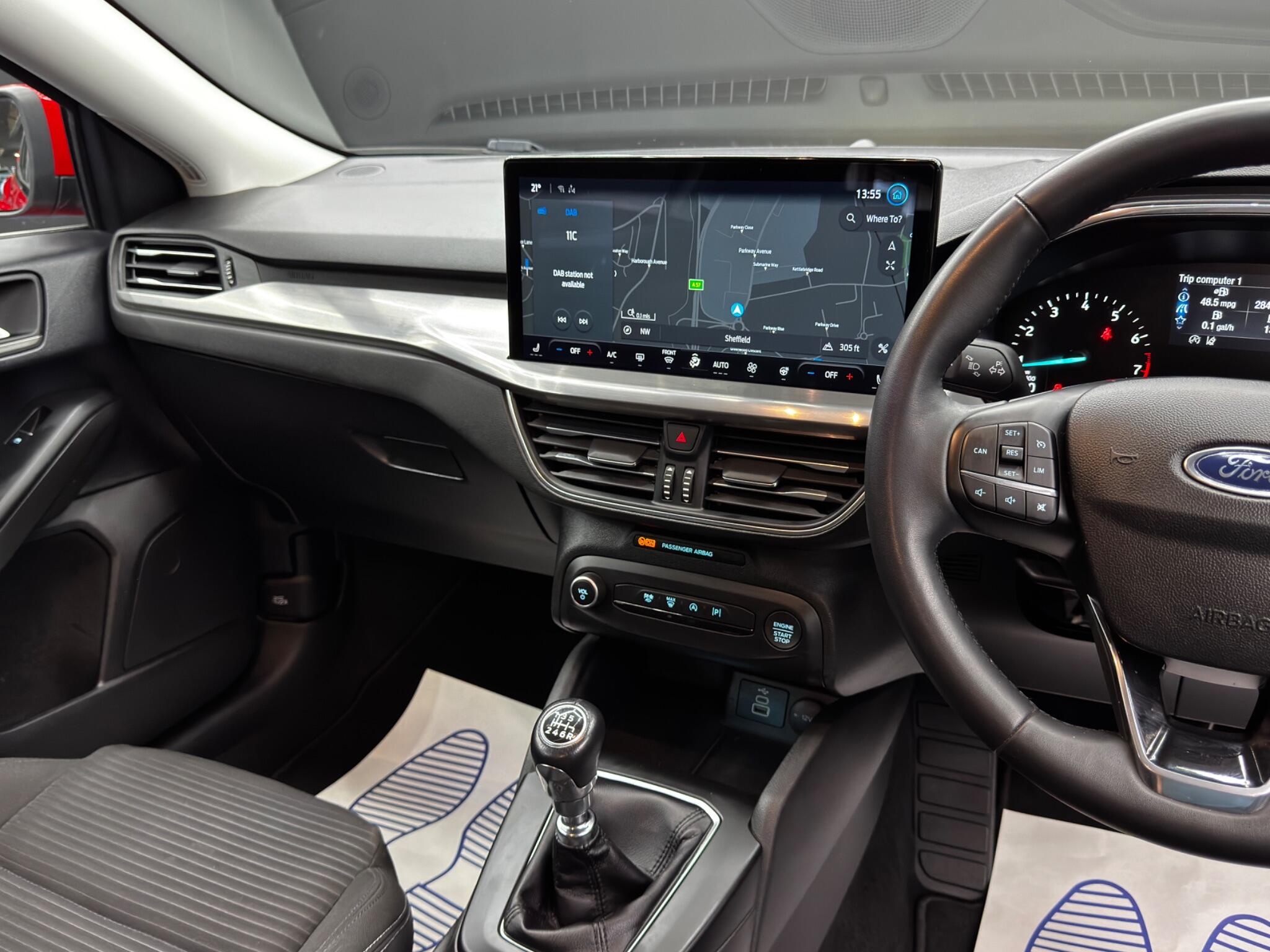 Ford Focus view 23