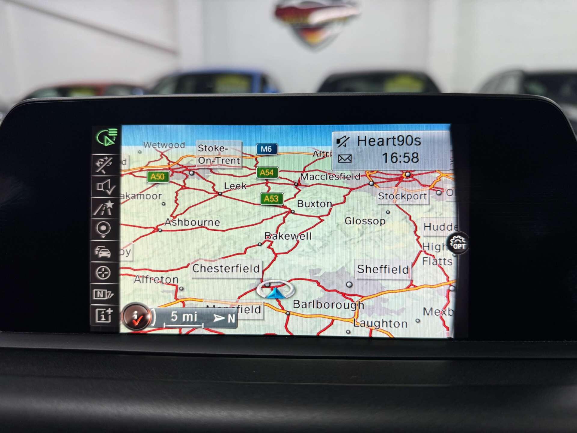 BMW 1 Series view 11