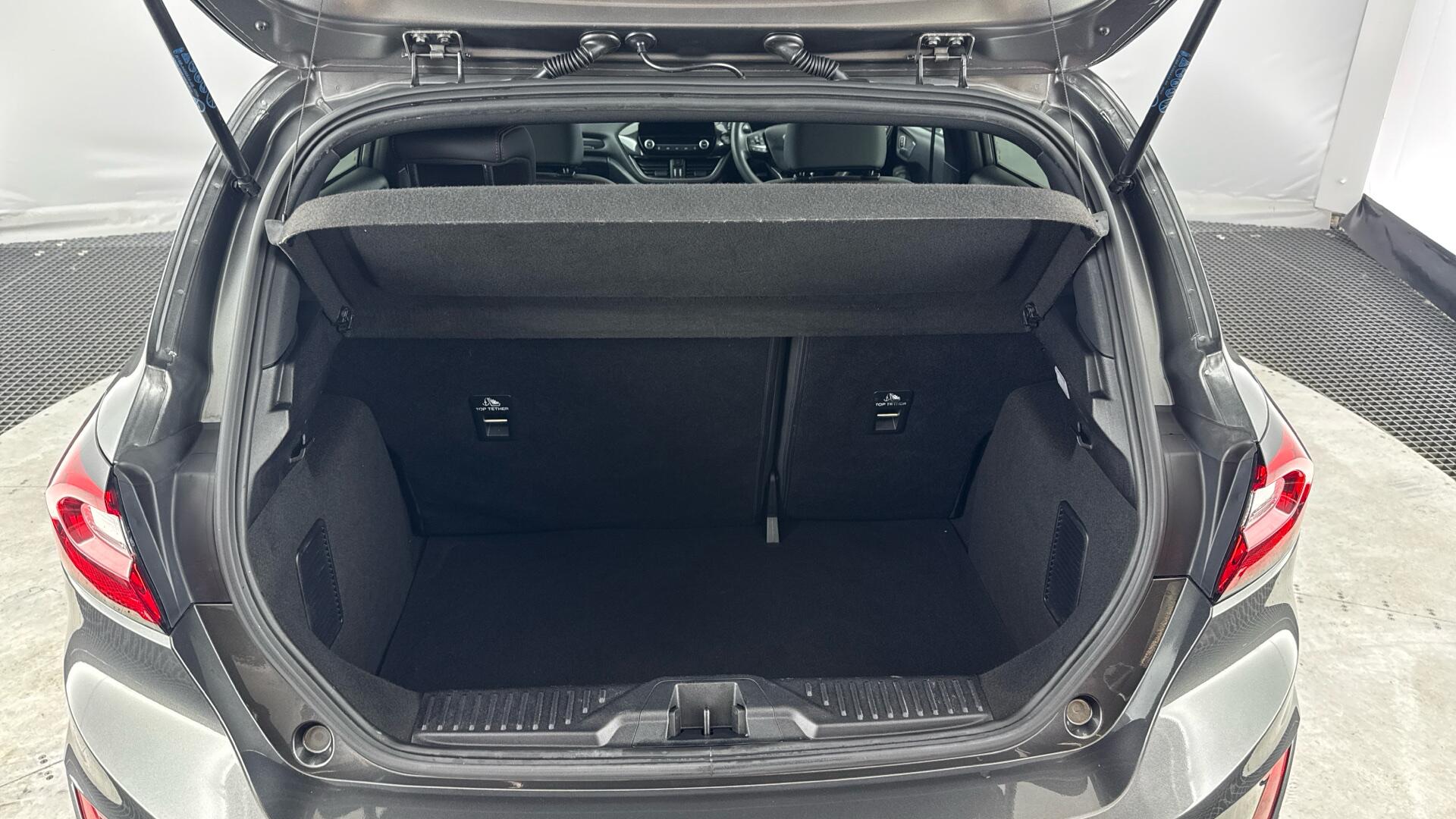 Ford Fiesta view 15