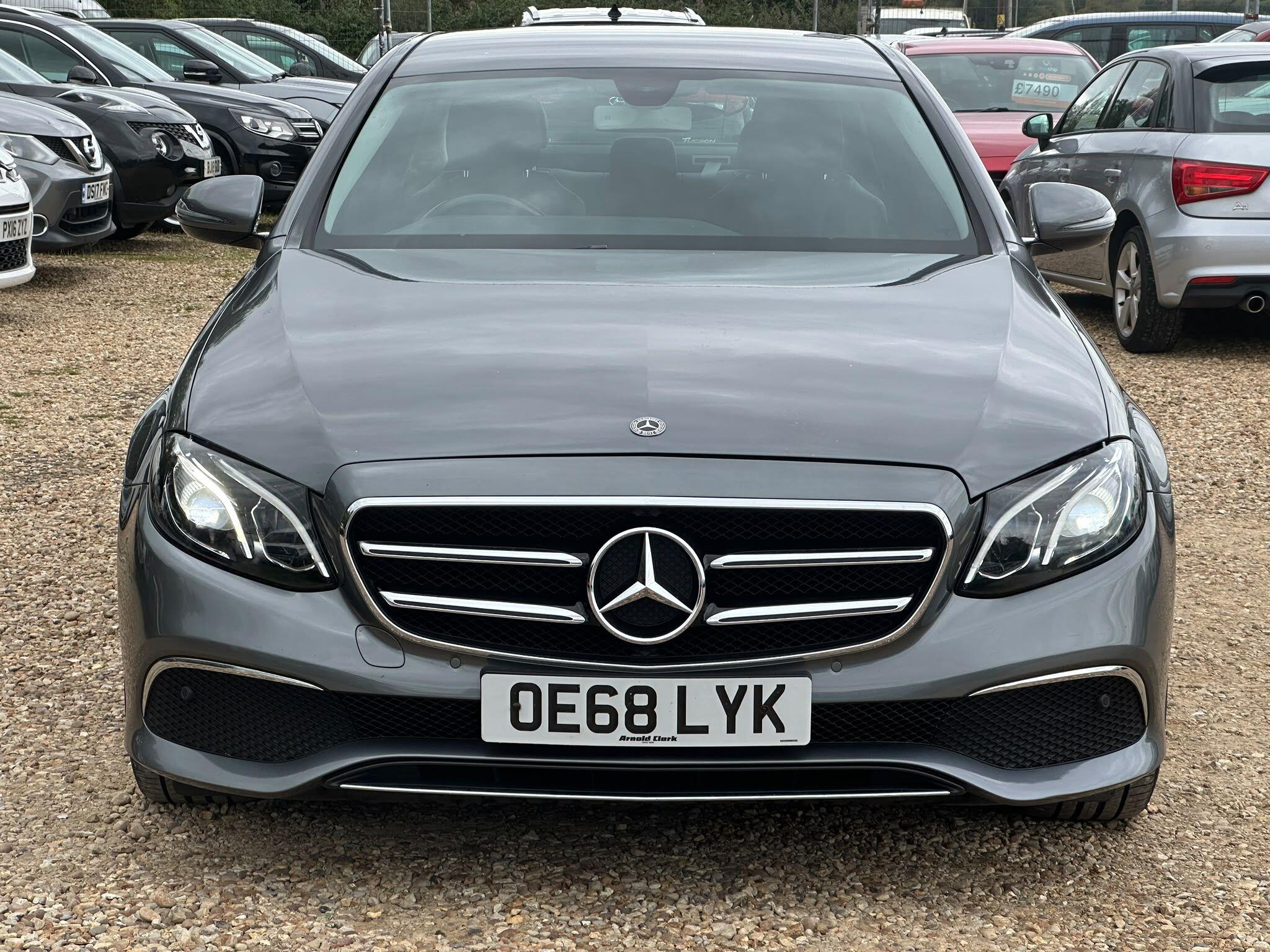 Mercedes-Benz E Class view 40