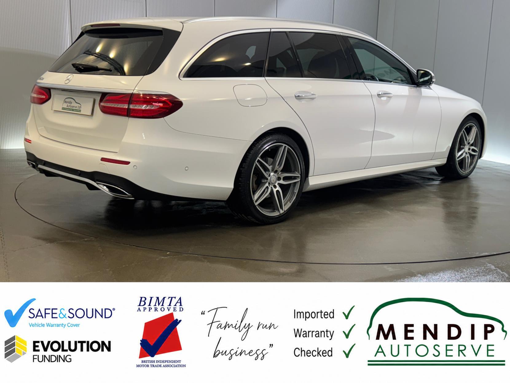 Mercedes-Benz E Class view 23