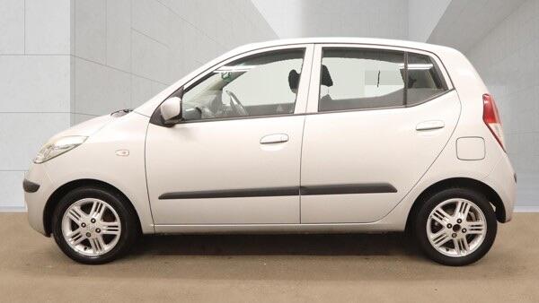 Hyundai i10 view 6
