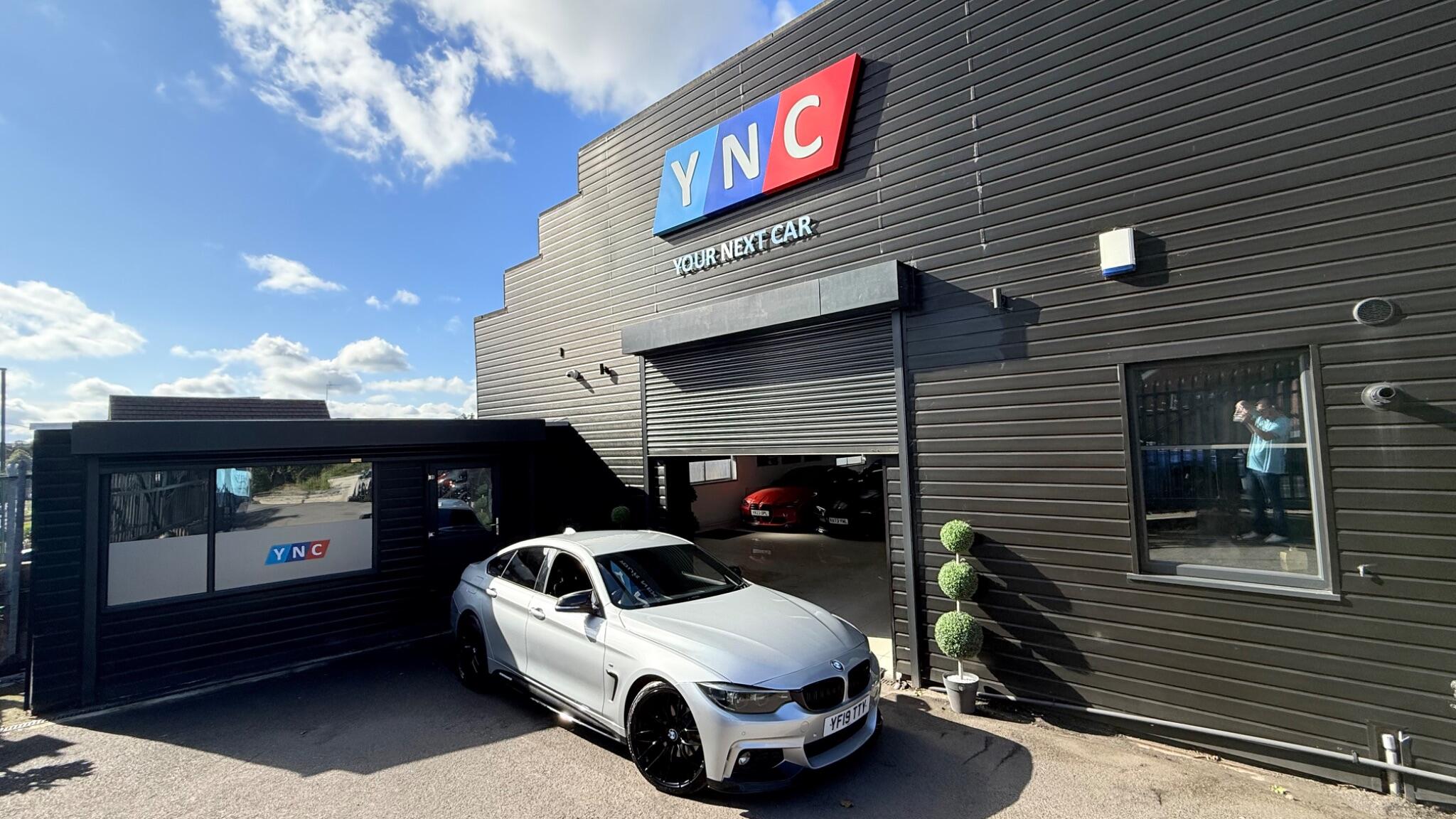 BMW 4 Series view 19