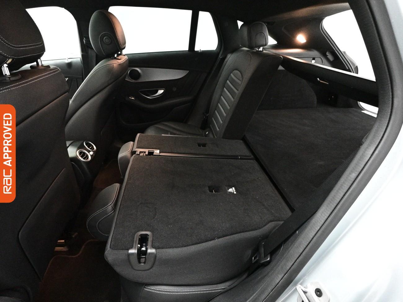 Mercedes-Benz Eqc view 27