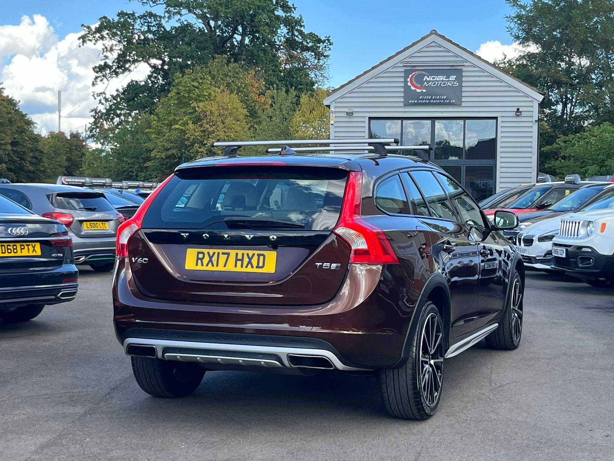 Volvo V60 view 7