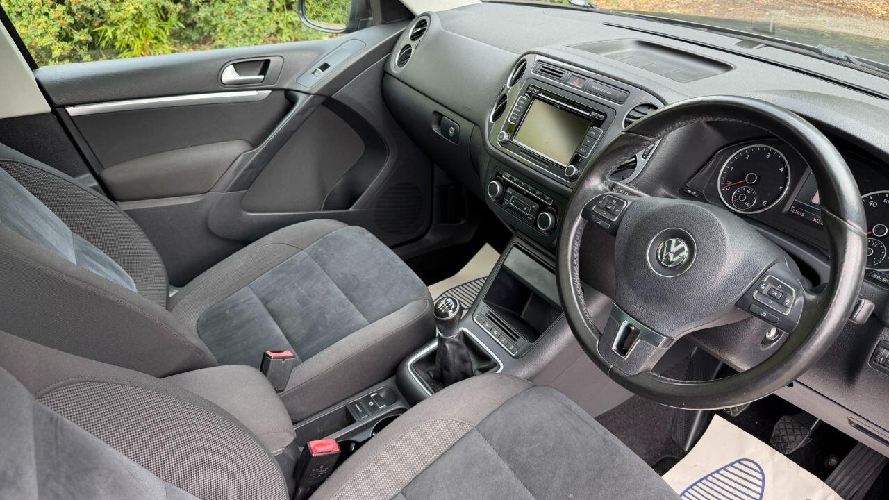 Volkswagen Tiguan view 10