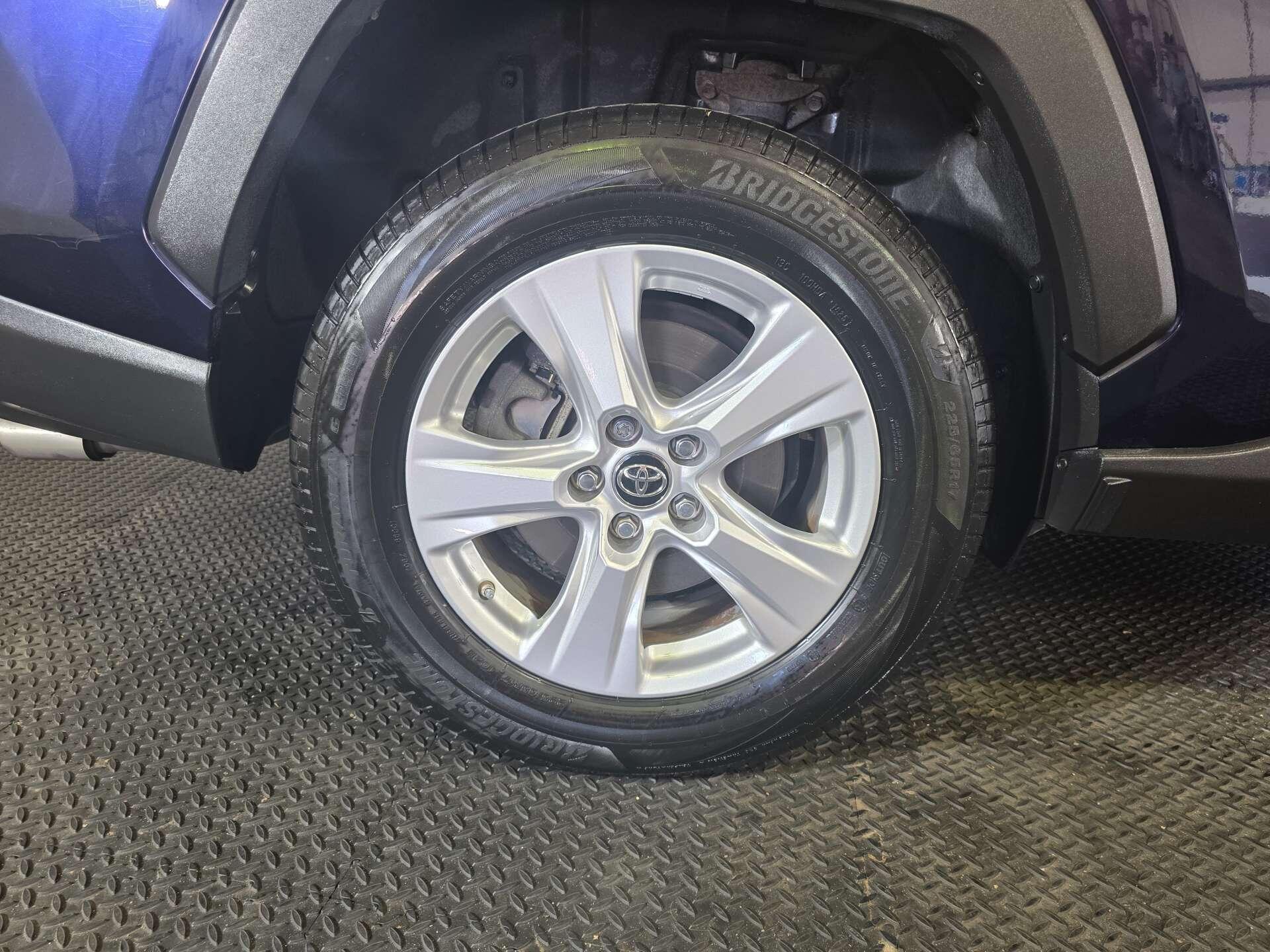 Toyota Rav4 view 50