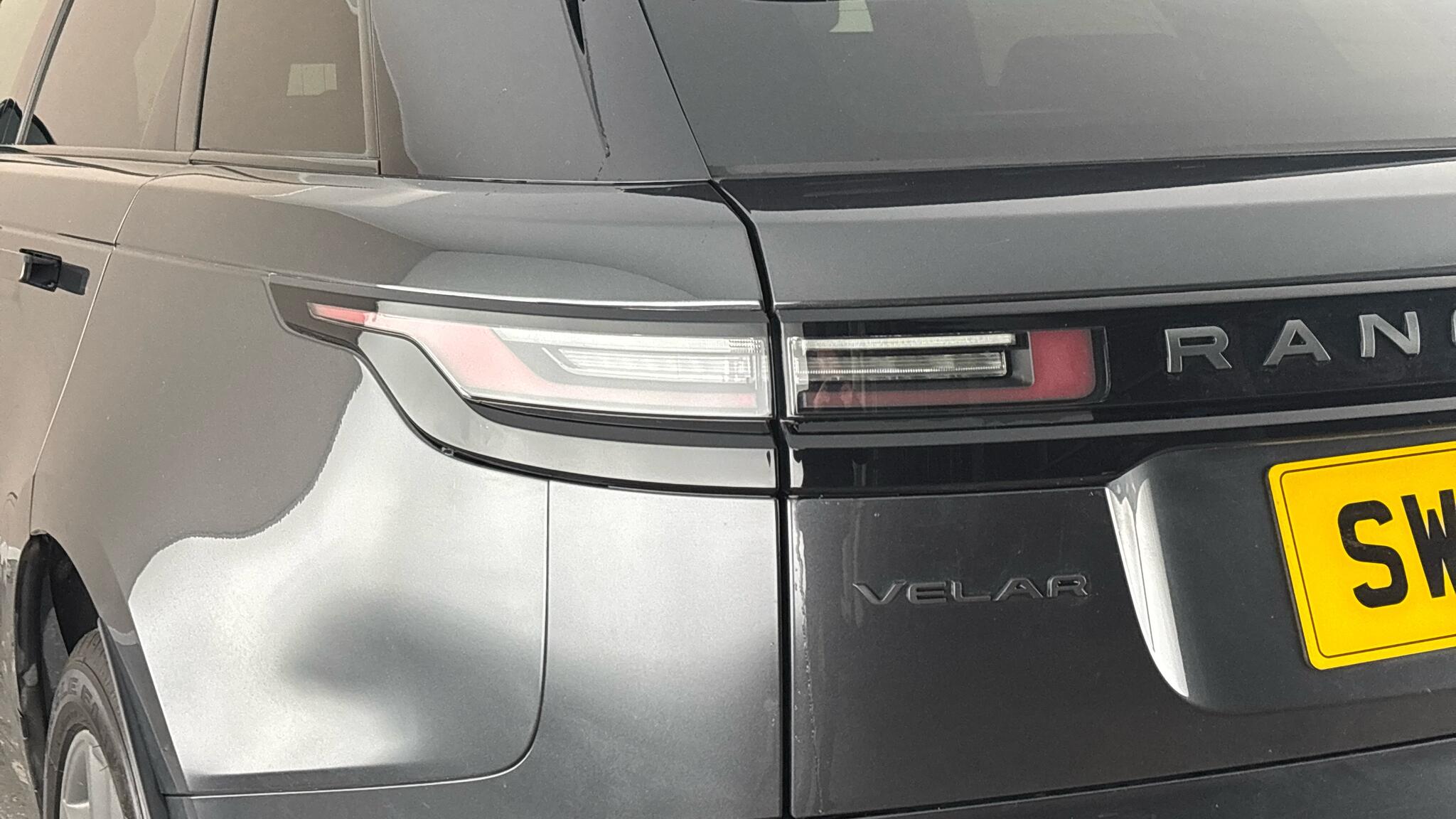 Land Rover Range Rover Velar view 19