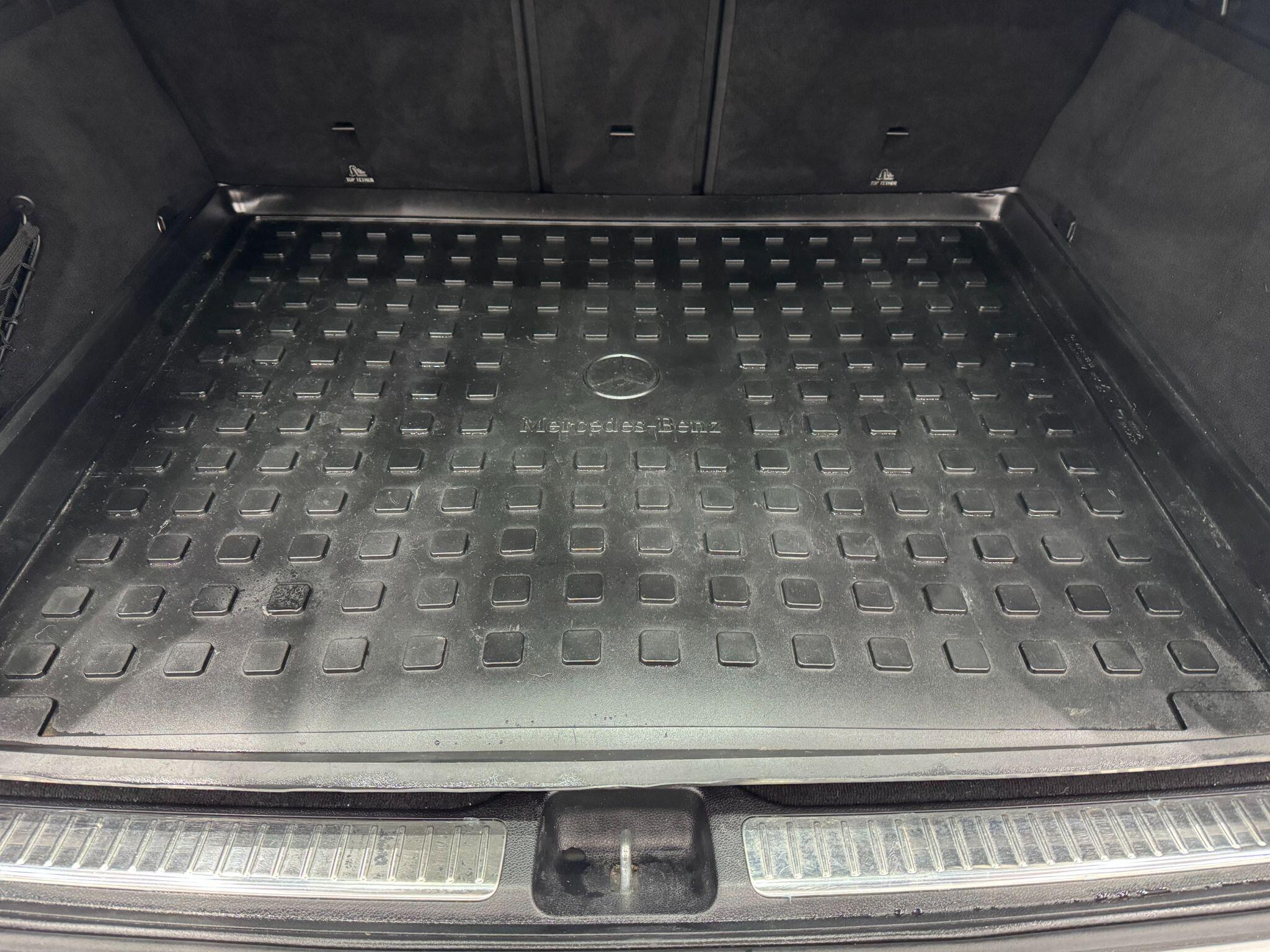 Mercedes-Benz GLC view 58