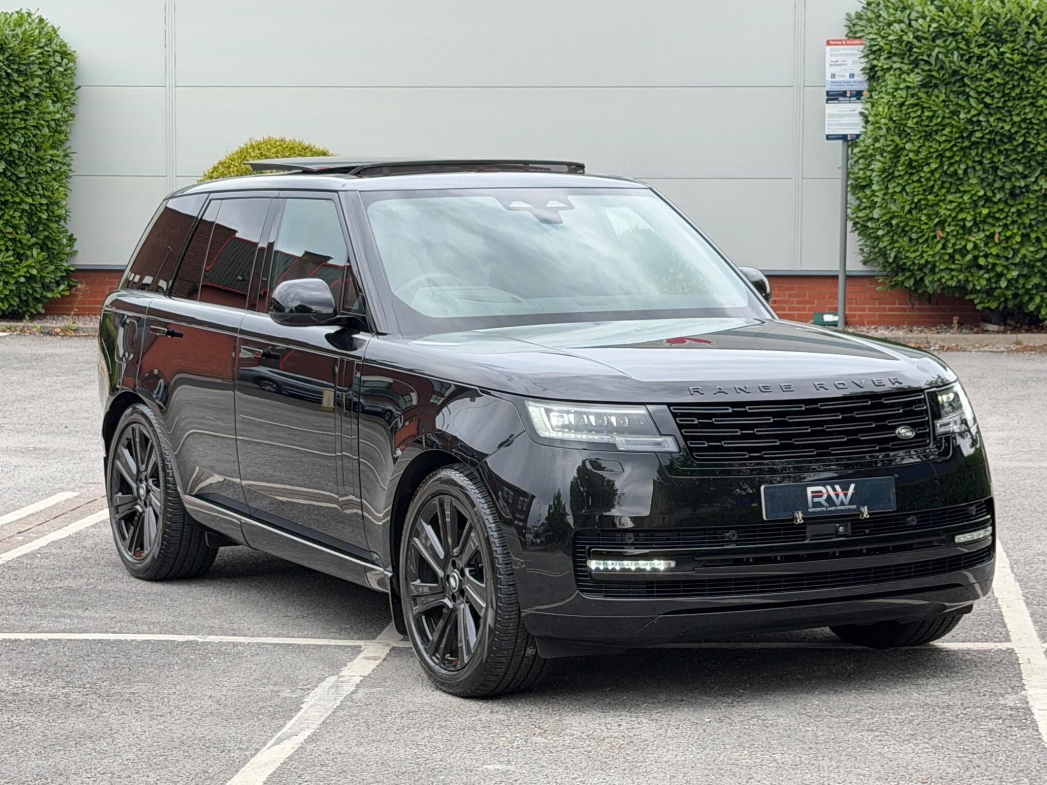 Land Rover Range Rover view 6