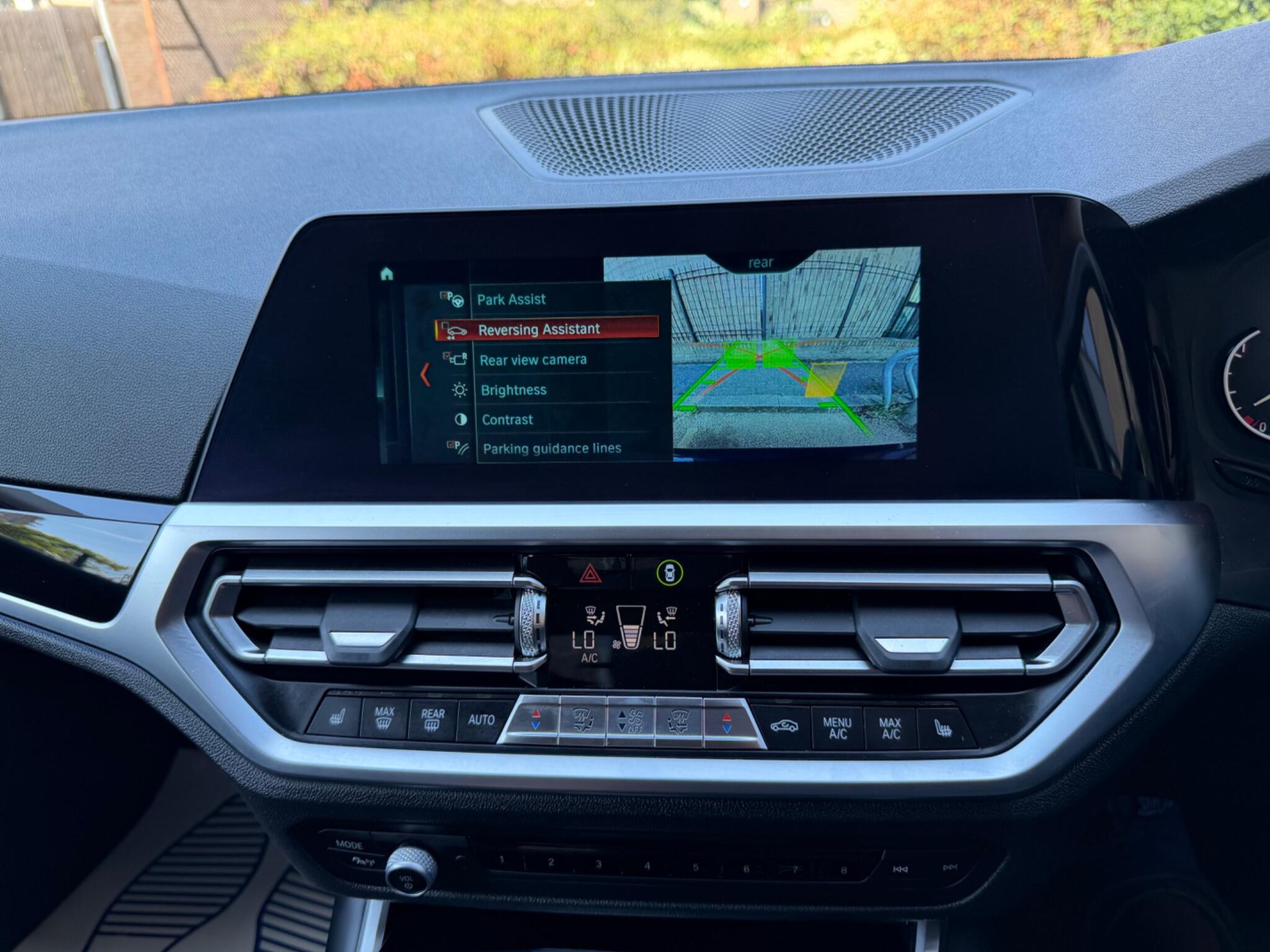 BMW 3 Series view 52
