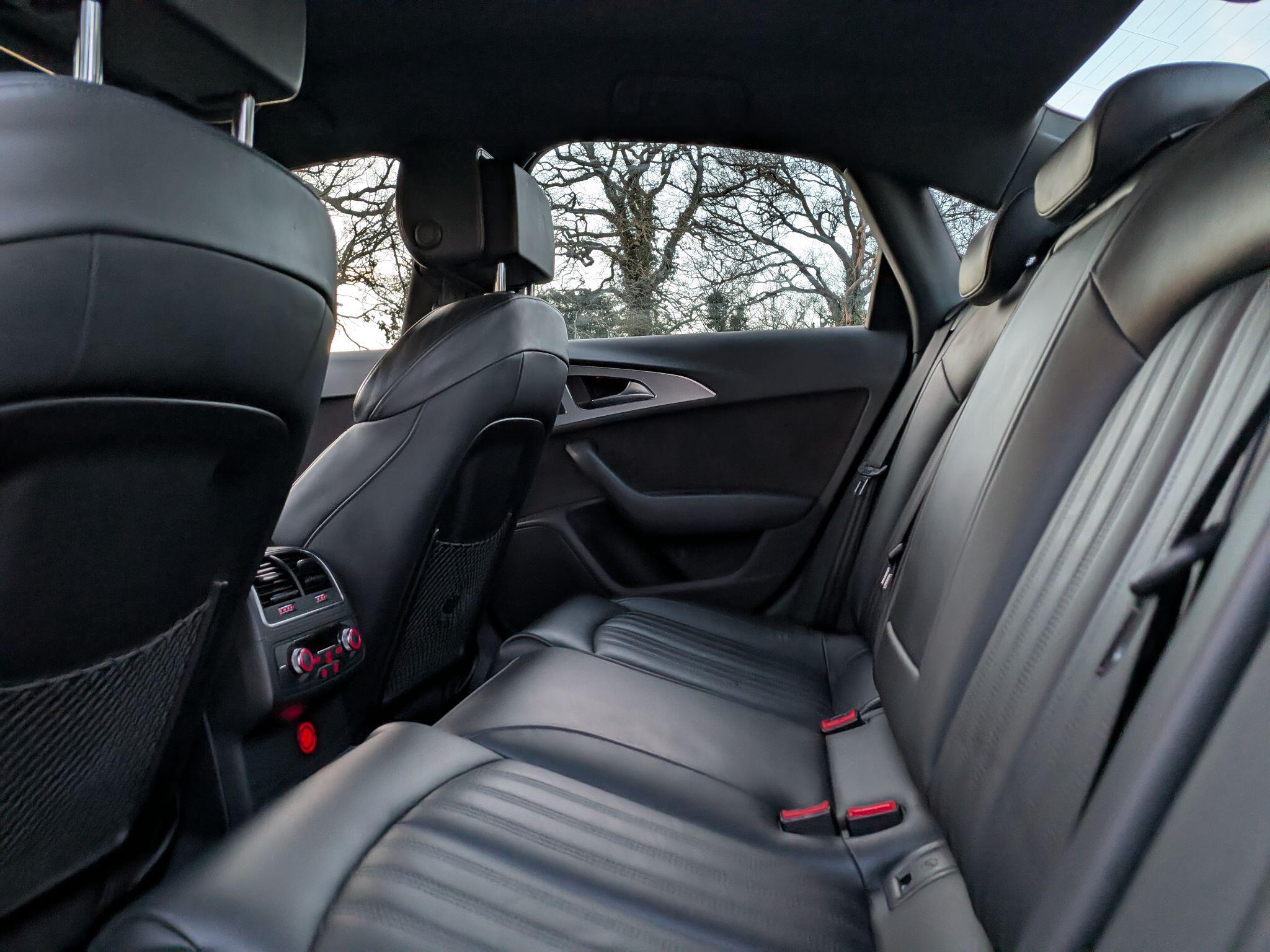 Audi A6 Saloon view 23