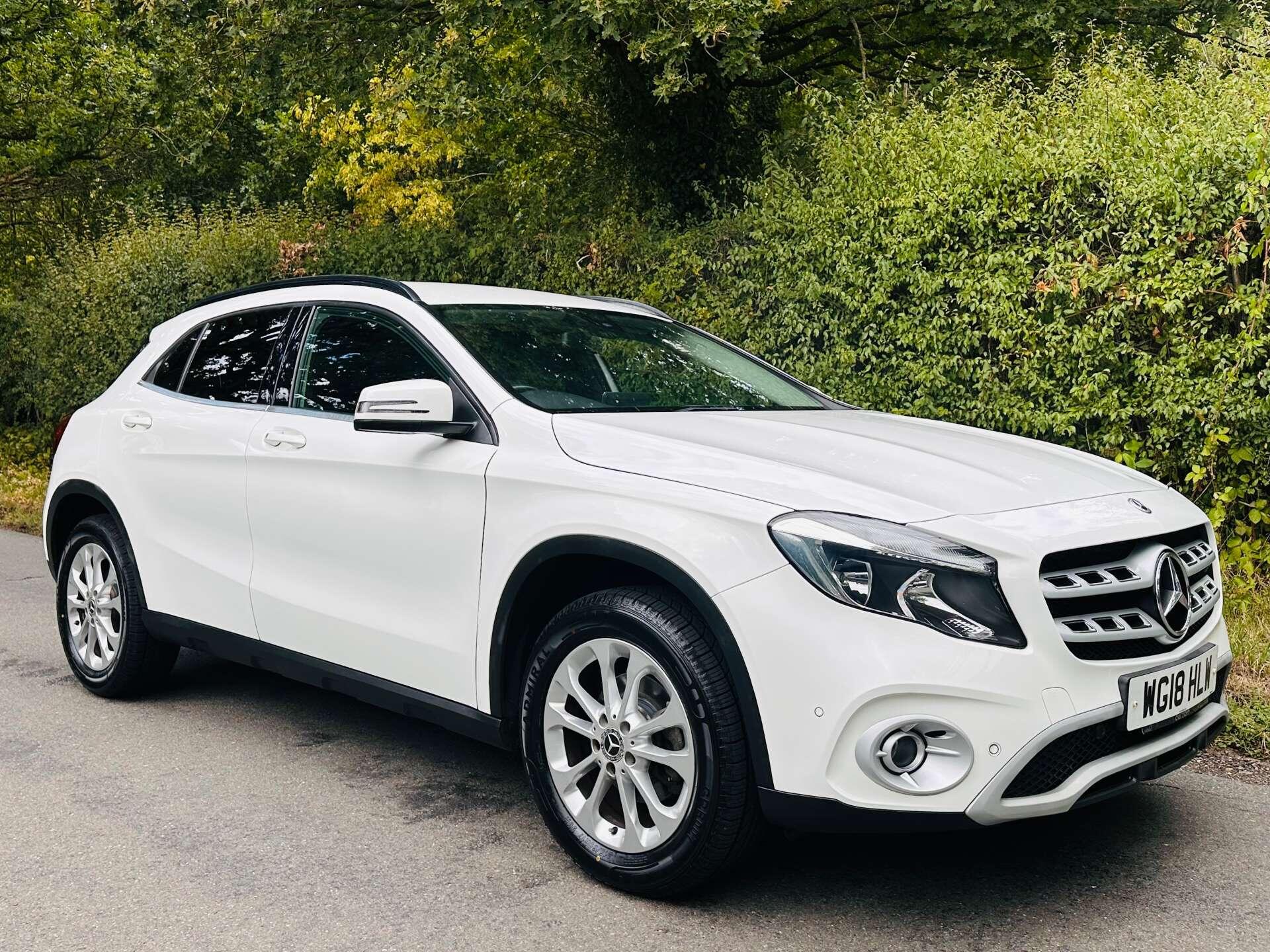 Mercedes-Benz Gla view 44