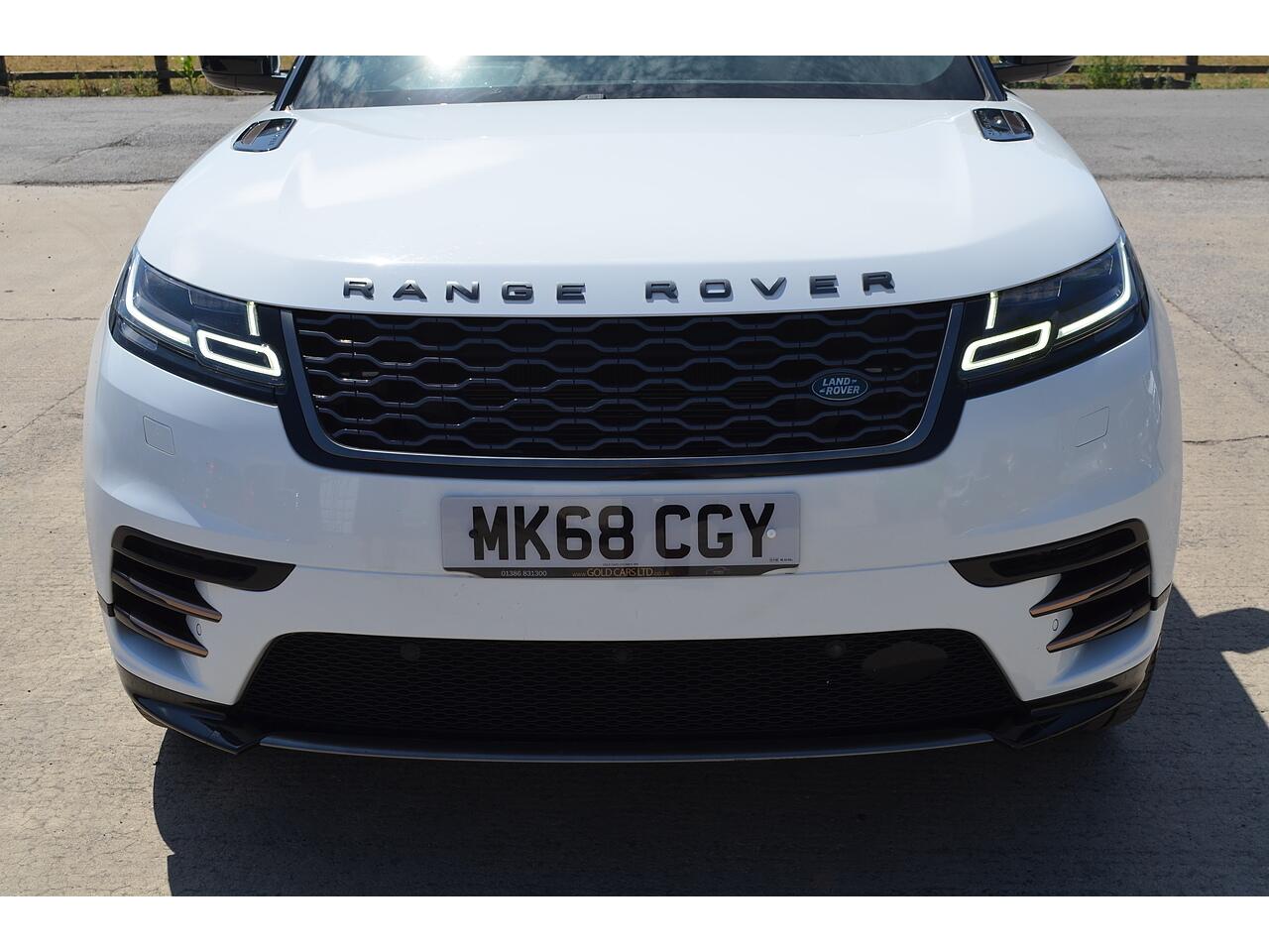 Land Rover Range Rover Velar view 40