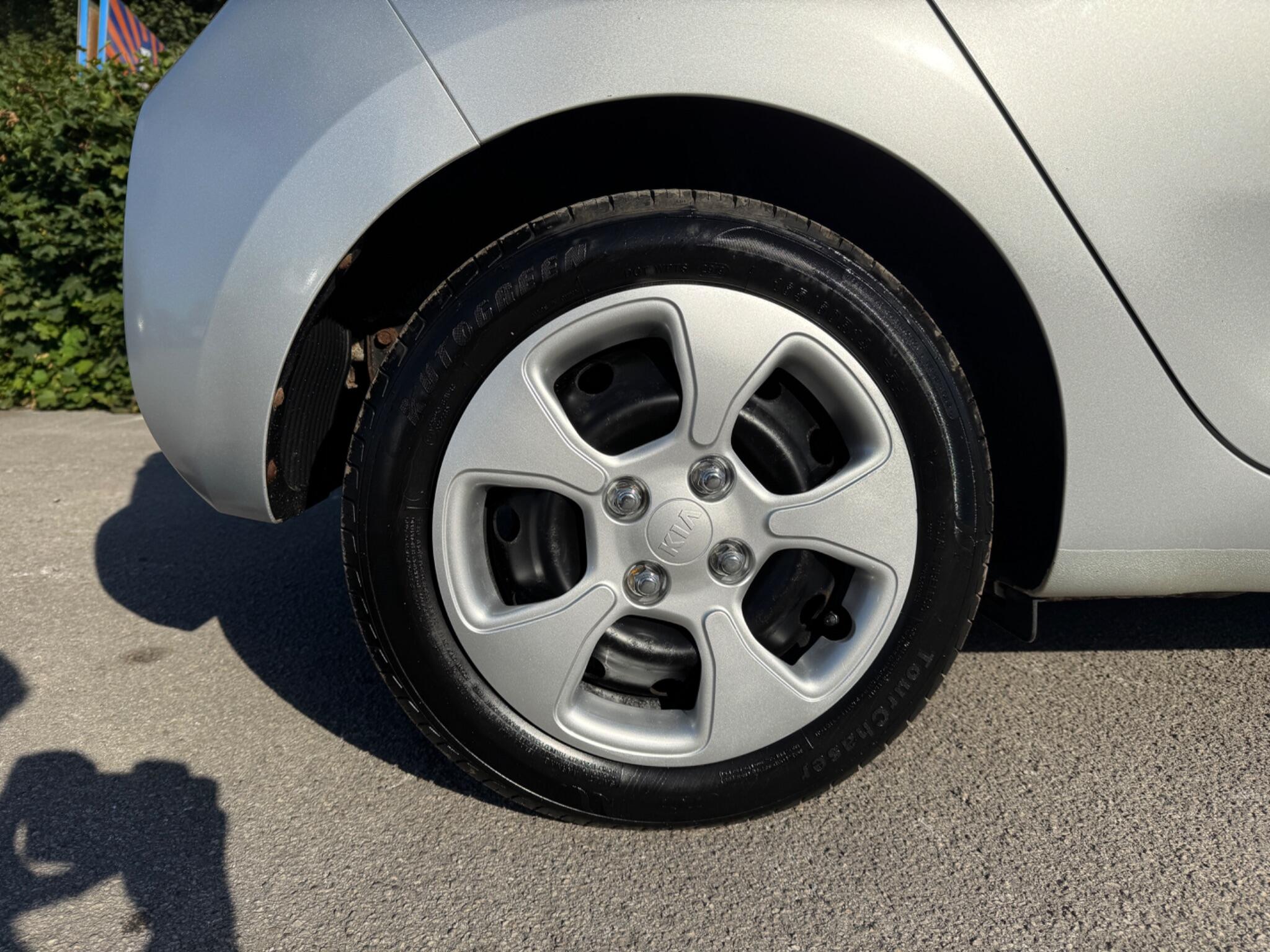 Kia Picanto view 11