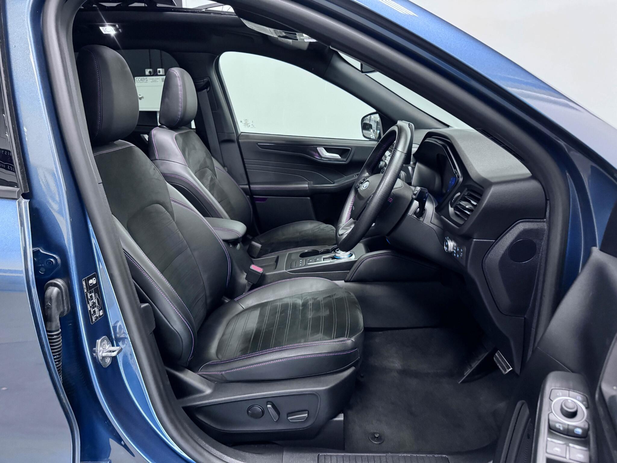 Ford Kuga view 28