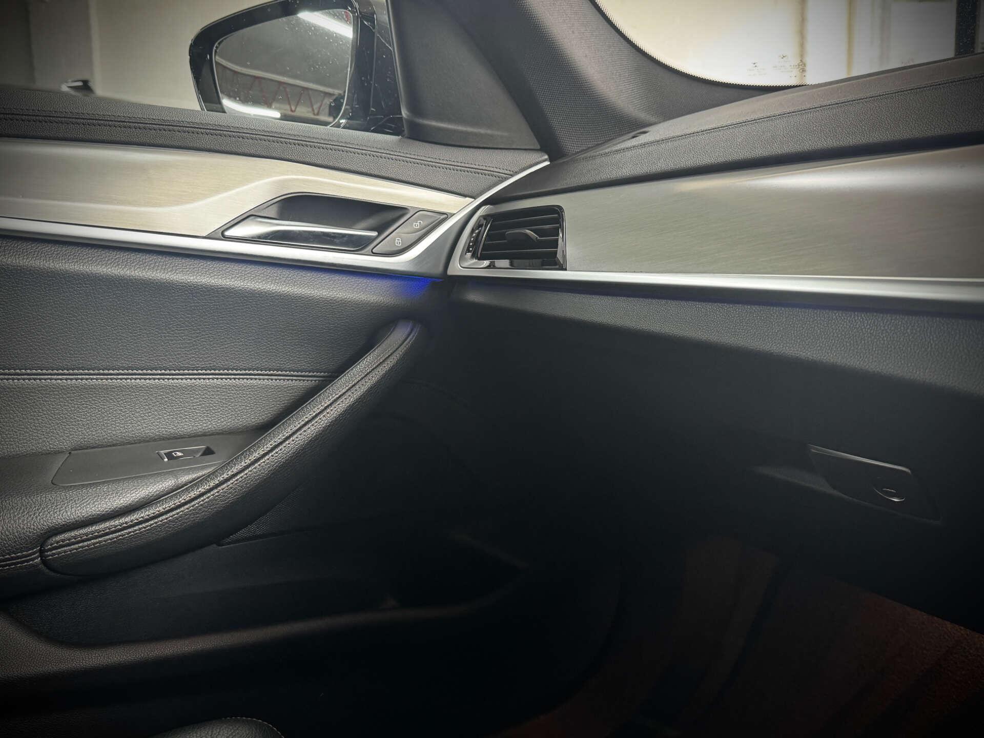 BMW 5 Series view 52