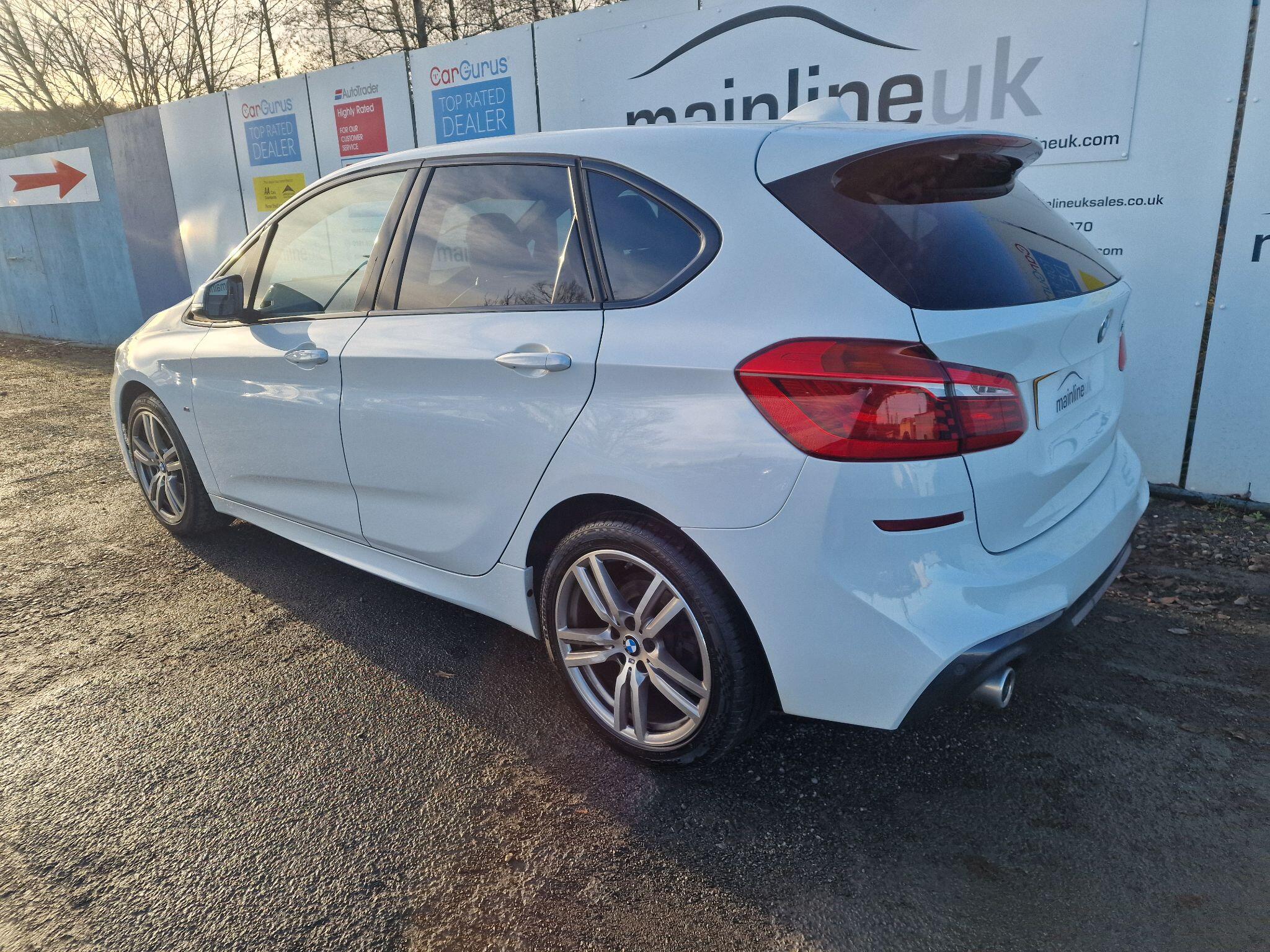 BMW 2 Series view 10