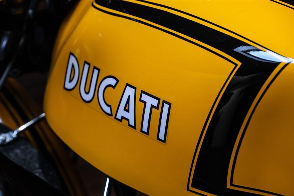 Ducati 750 view 23